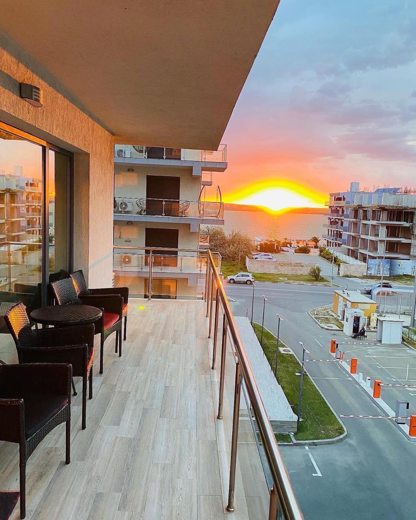 Sea Breeze Apartments by De Silva Residence view 2