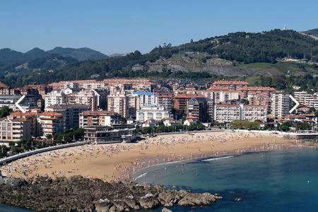 Castro Holidays - Apto B Nuevo Céntrico con Garaje Gratis