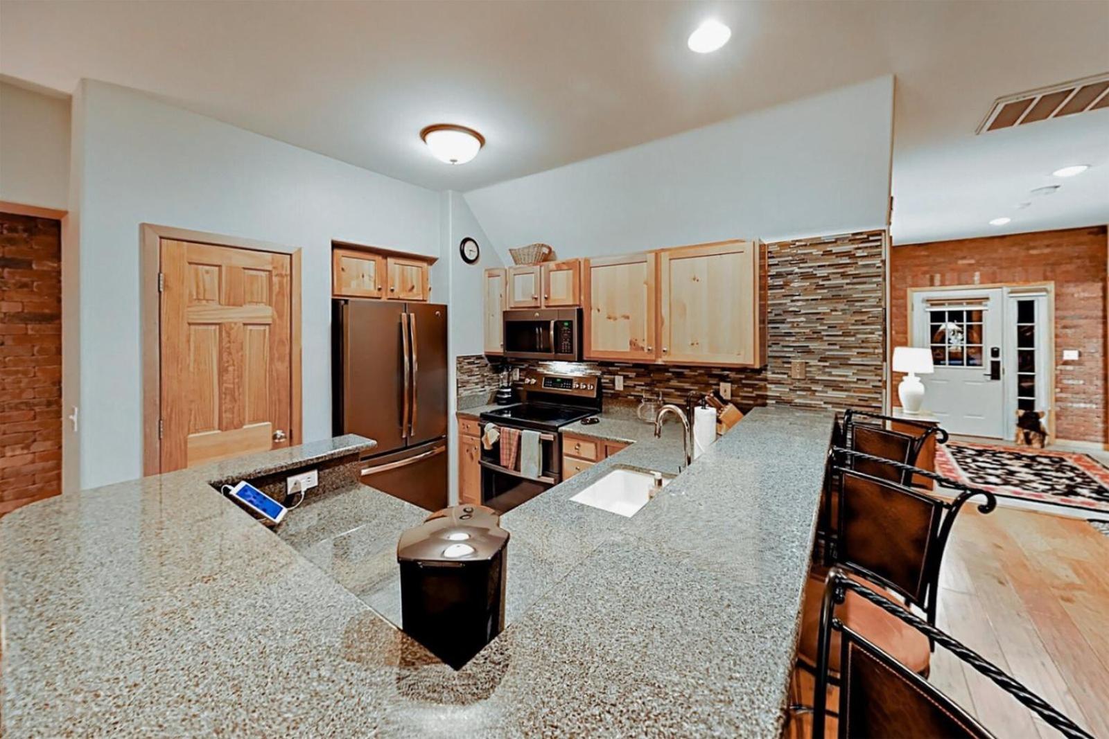 Family Friendly 3 Bedroom Vacation Rental In West Keystone Resort Along The Snake River With Pool And Hot Tub view 5