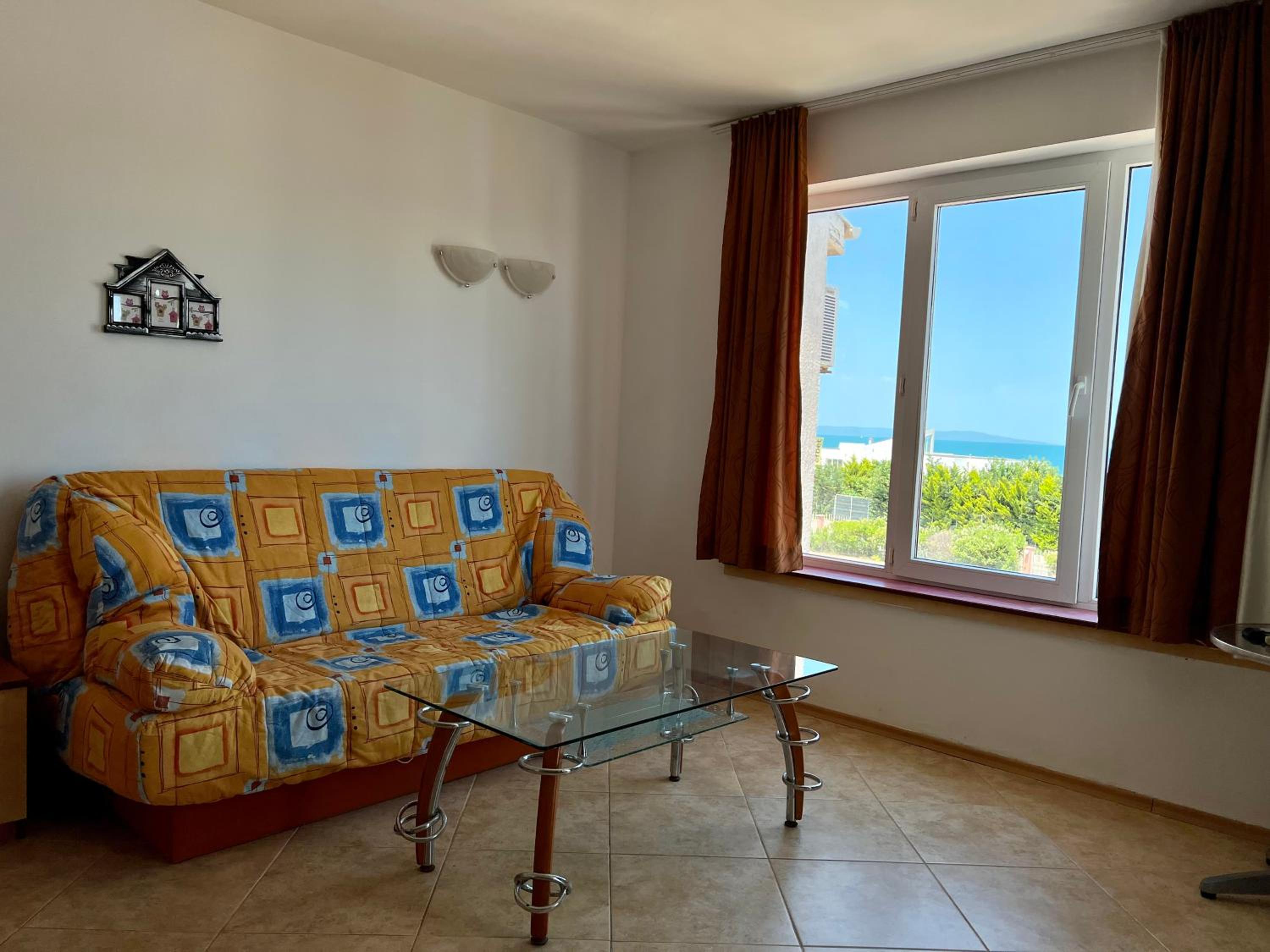 Private One-Bedroom Apartment with Balcony in Sozopol by Flat Mаnаger view 5