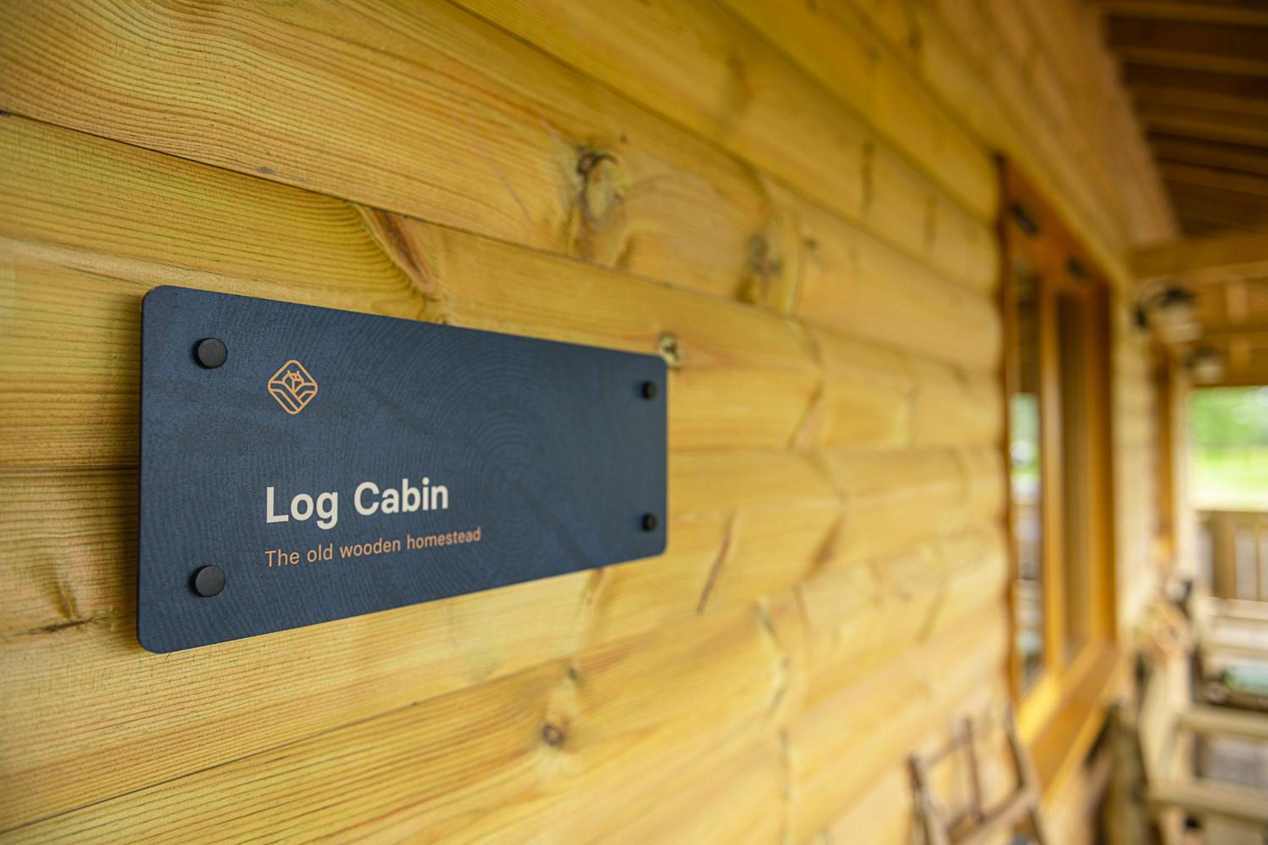 Luxury Log Cabin with a Hot Tub view 5
