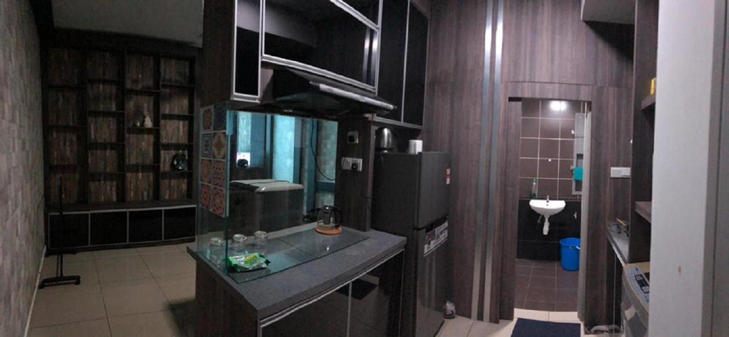 02-AUSTIN REGENCY HOMESTAY for 2pax Pool View