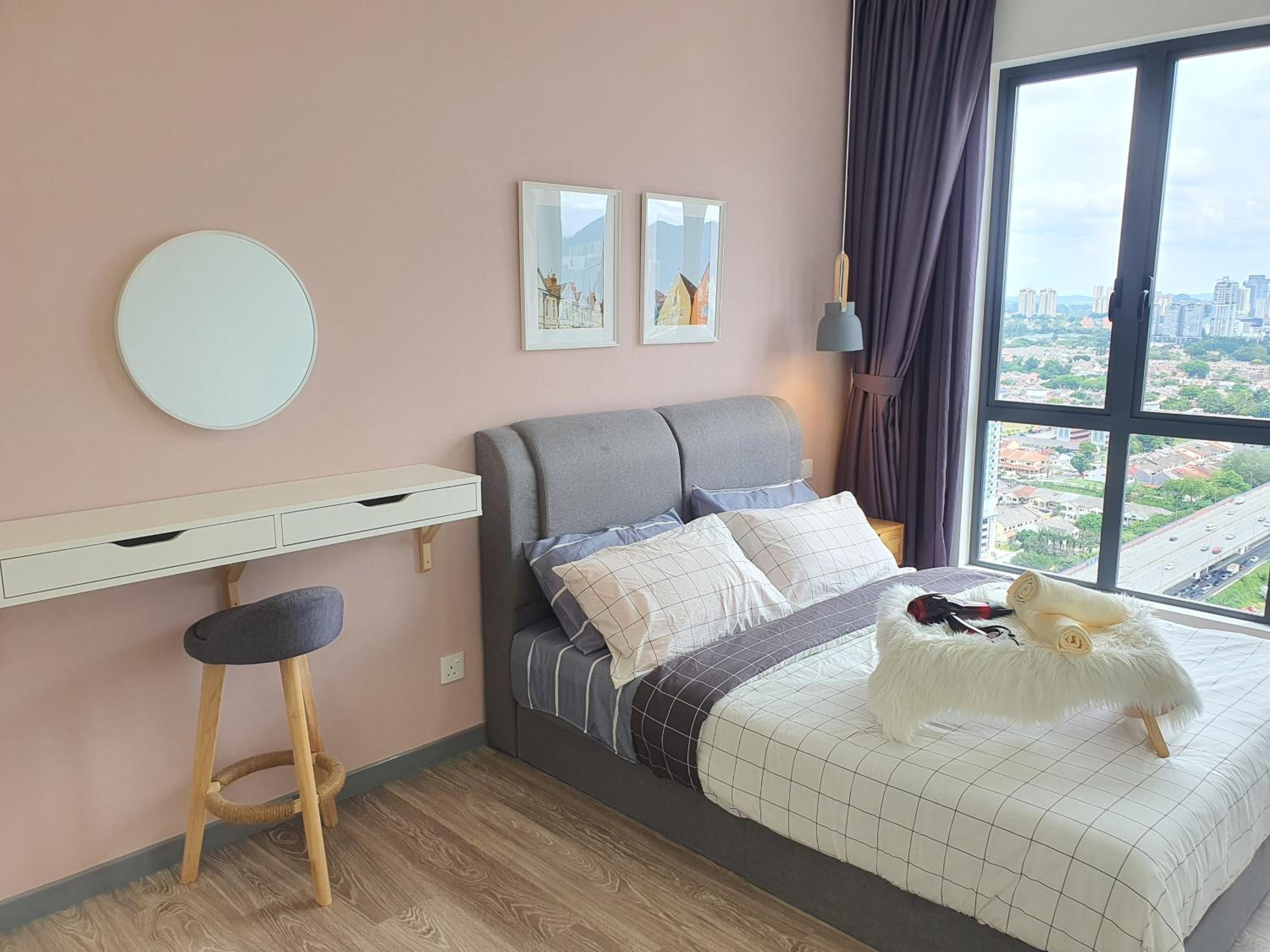 United Point Residence 6 pax Near Mont Kiara Desa Park Kepong