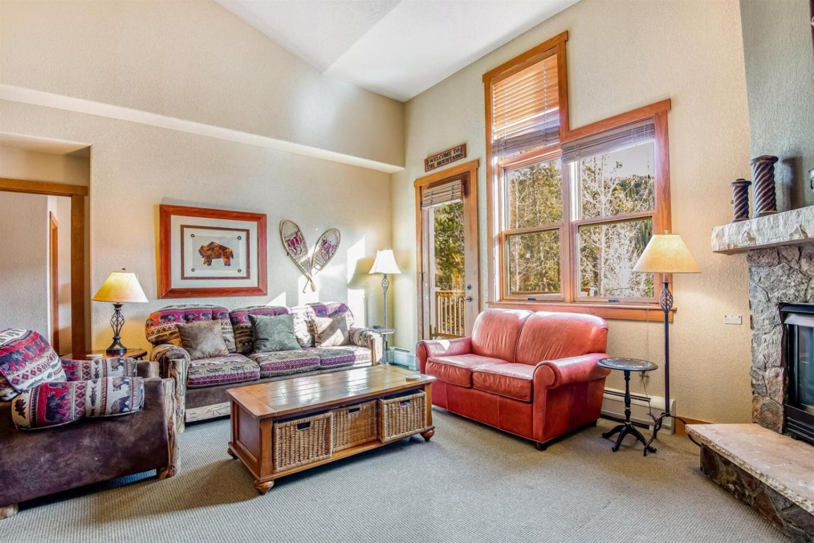 3 Bedroom Colorado Mountain Vacation Rental In River Run Village With Convenient Access To Ski Slopes