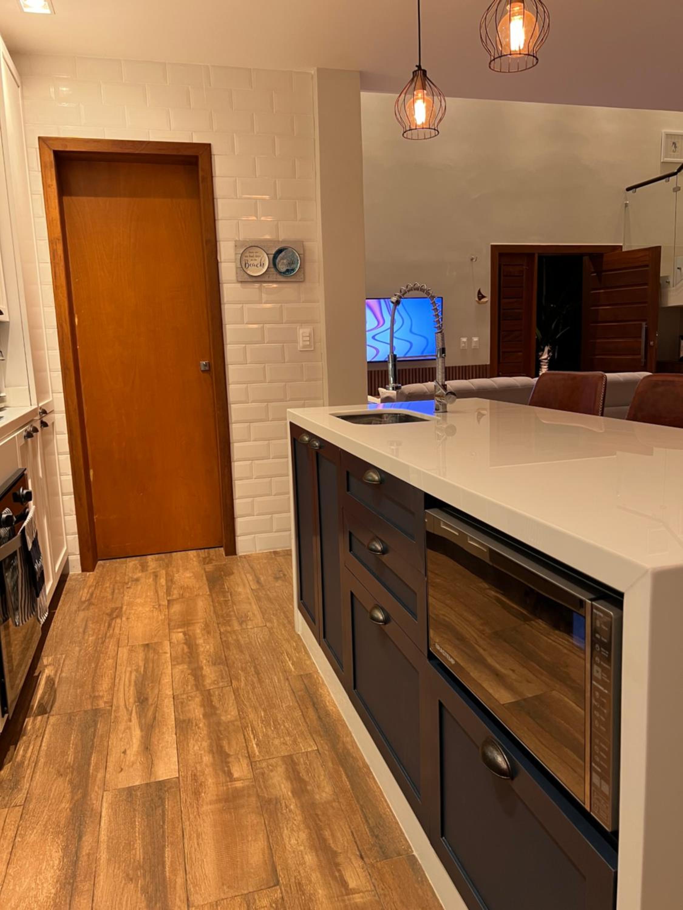 LUXURIOUS NEW HOUSE, UNFORGETABLE EXPERIENCE.