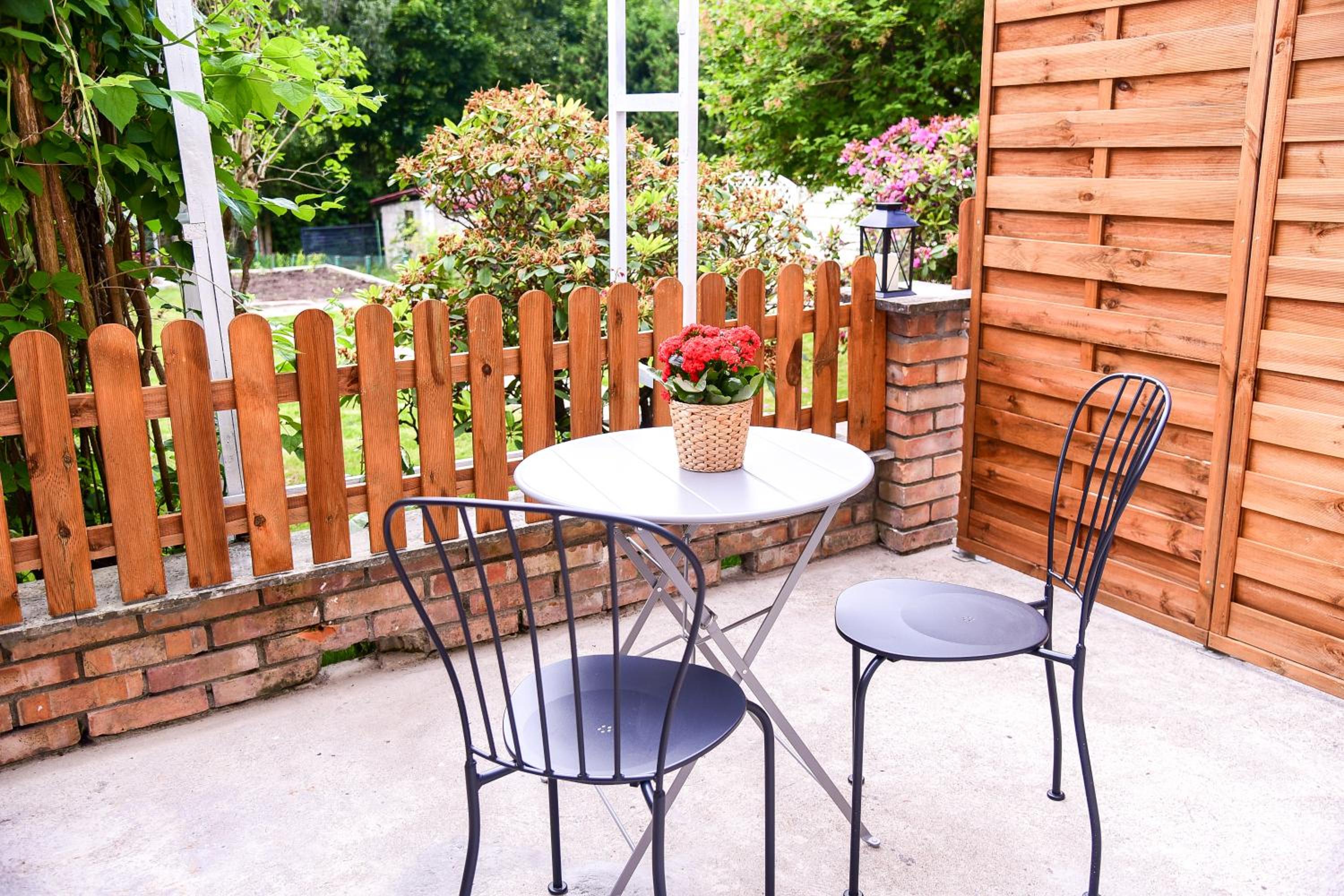 outdoor BBQ area