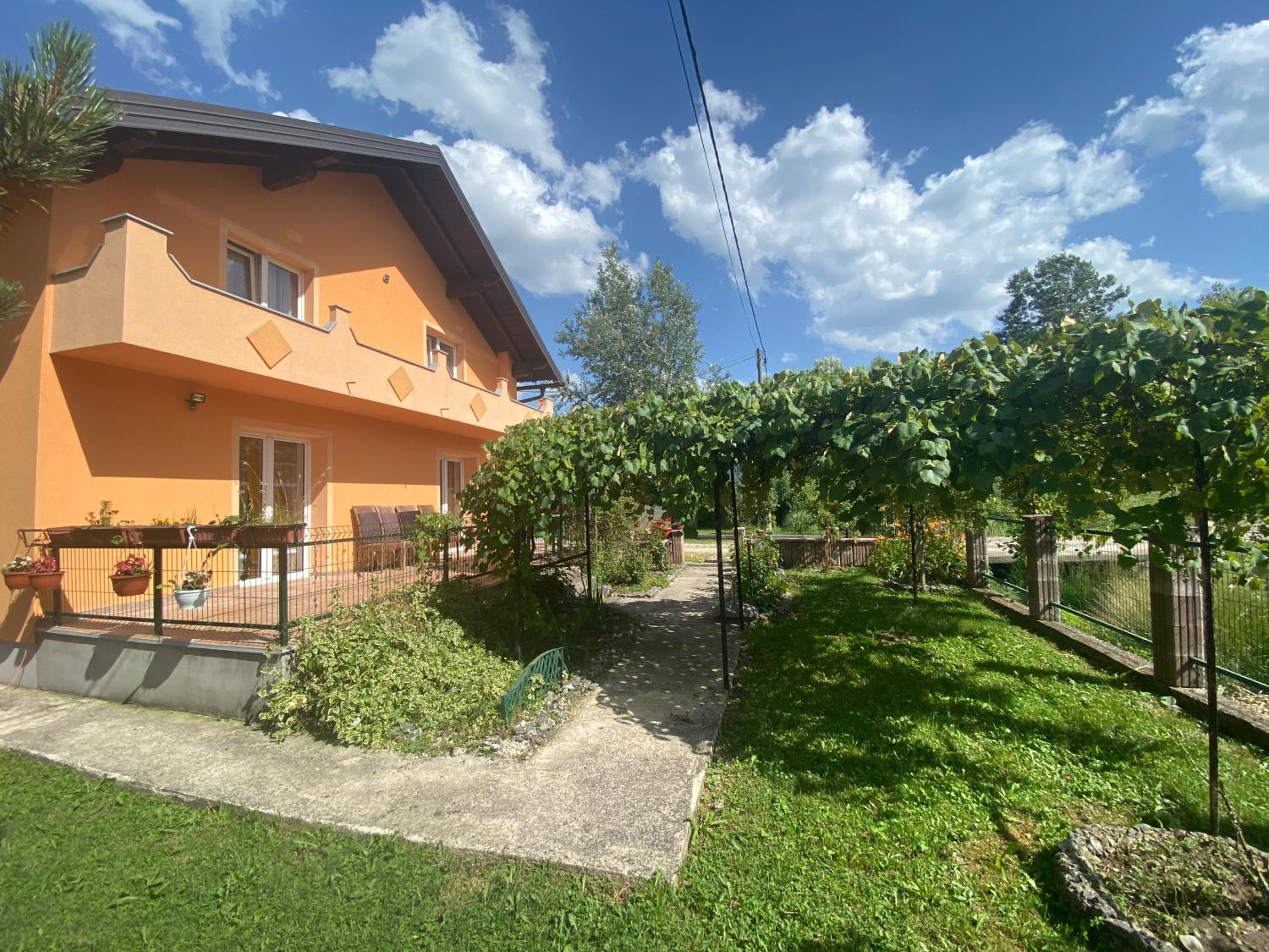 Photo 27