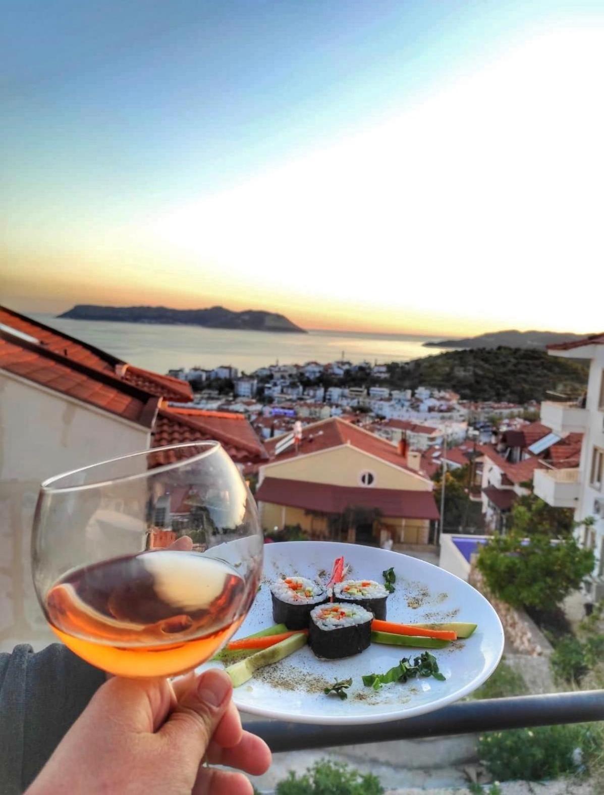 Apollo Apart - Image 18