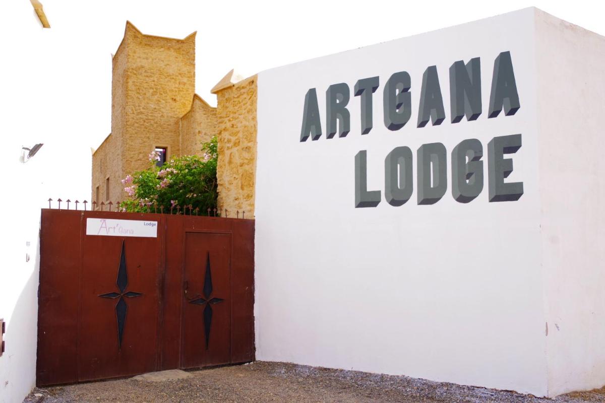 Hotel Artgana Lodge - Image 1