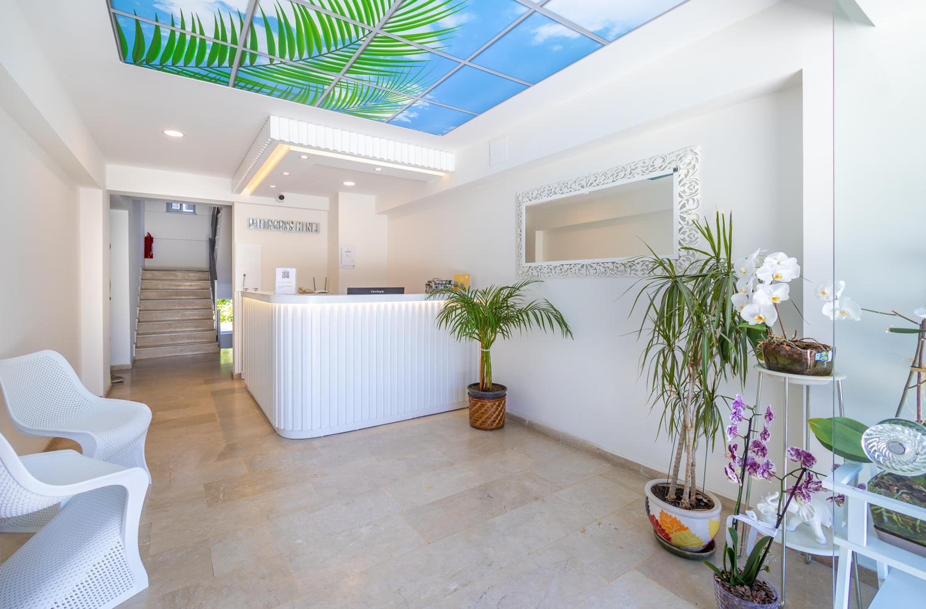 Princess Kinli Suites Hotel - Image 31