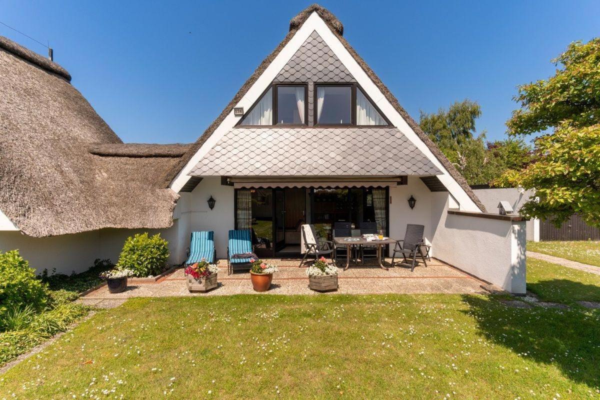 Am-hohen-Ufer-Reetdach-Haus-Ocean-Breeze-136