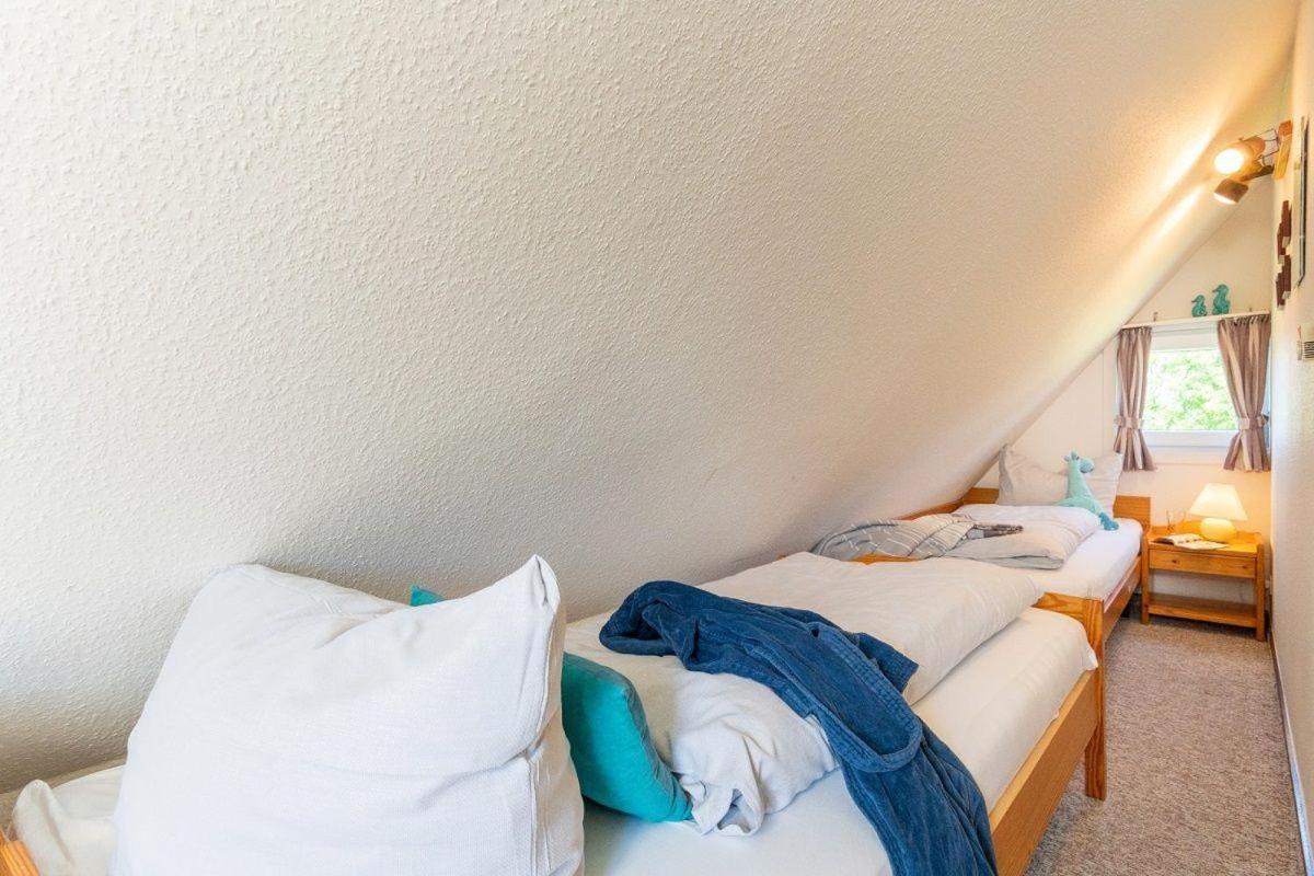 Am-hohen-Ufer-Reetdach-Haus-Ocean-Breeze-136