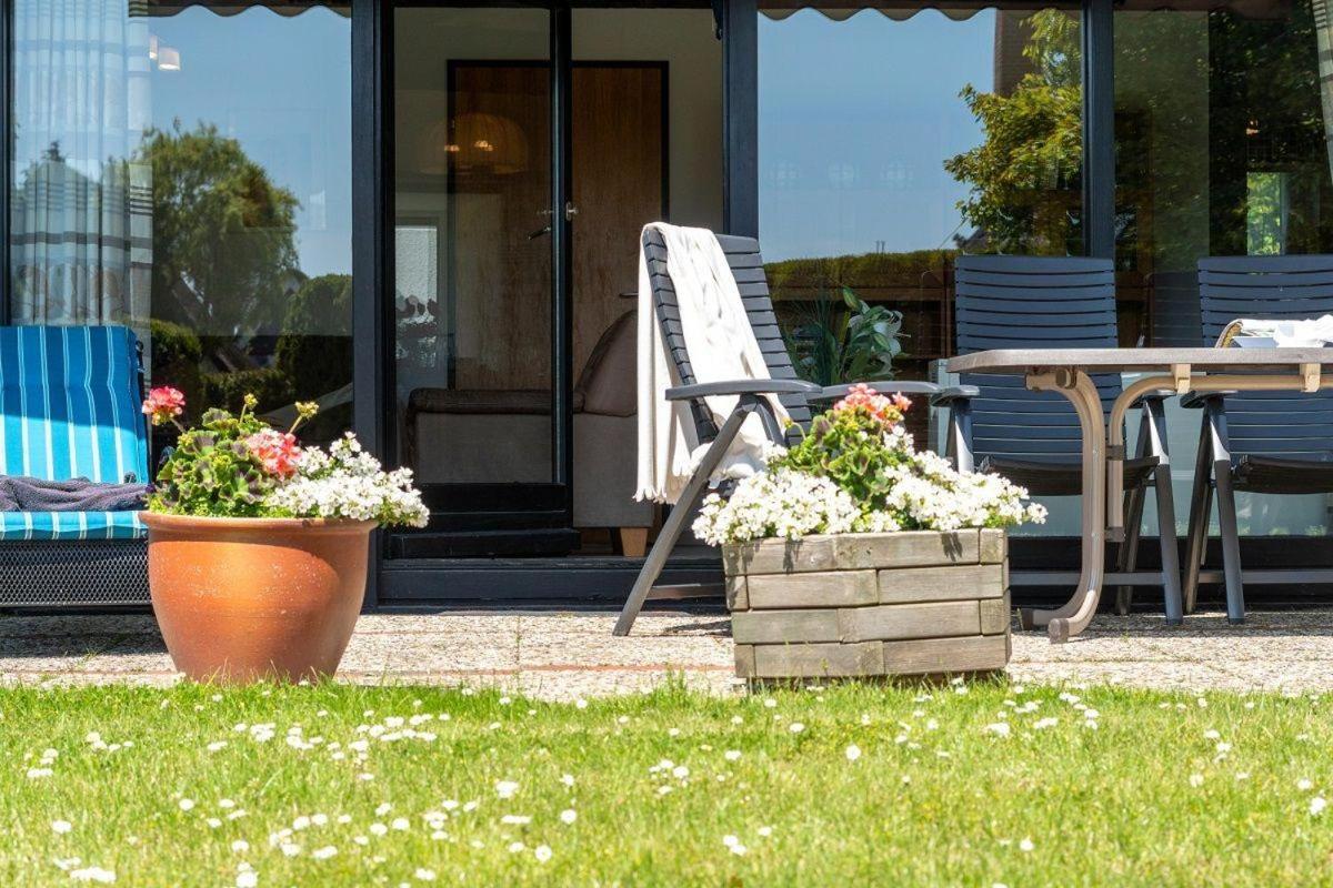 Am-hohen-Ufer-Reetdach-Haus-Ocean-Breeze-136