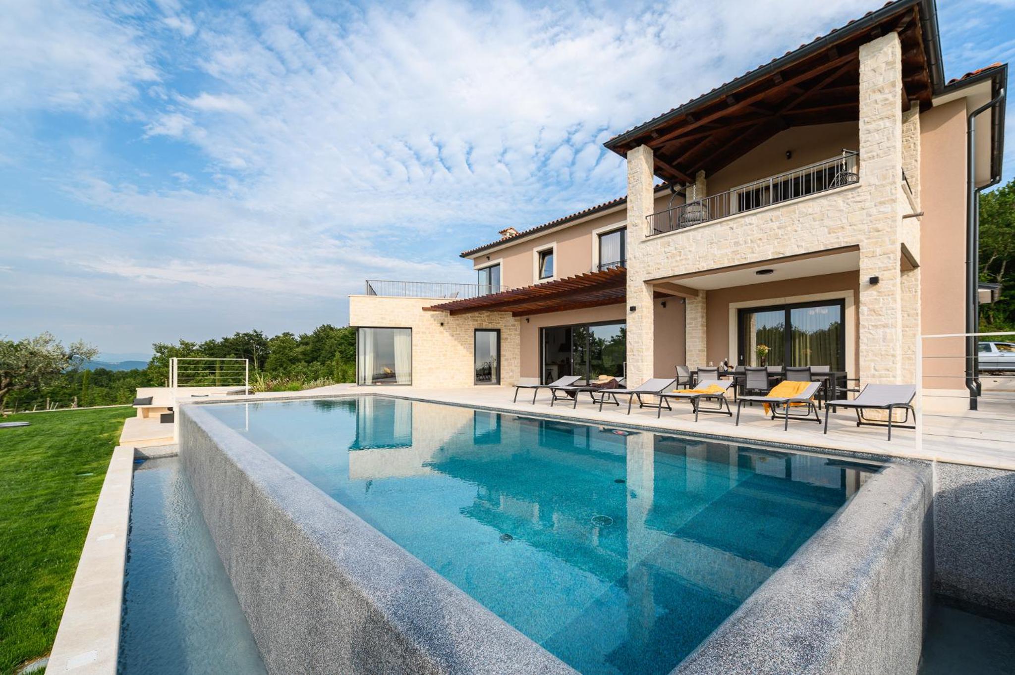 Villa Faloniga view 5