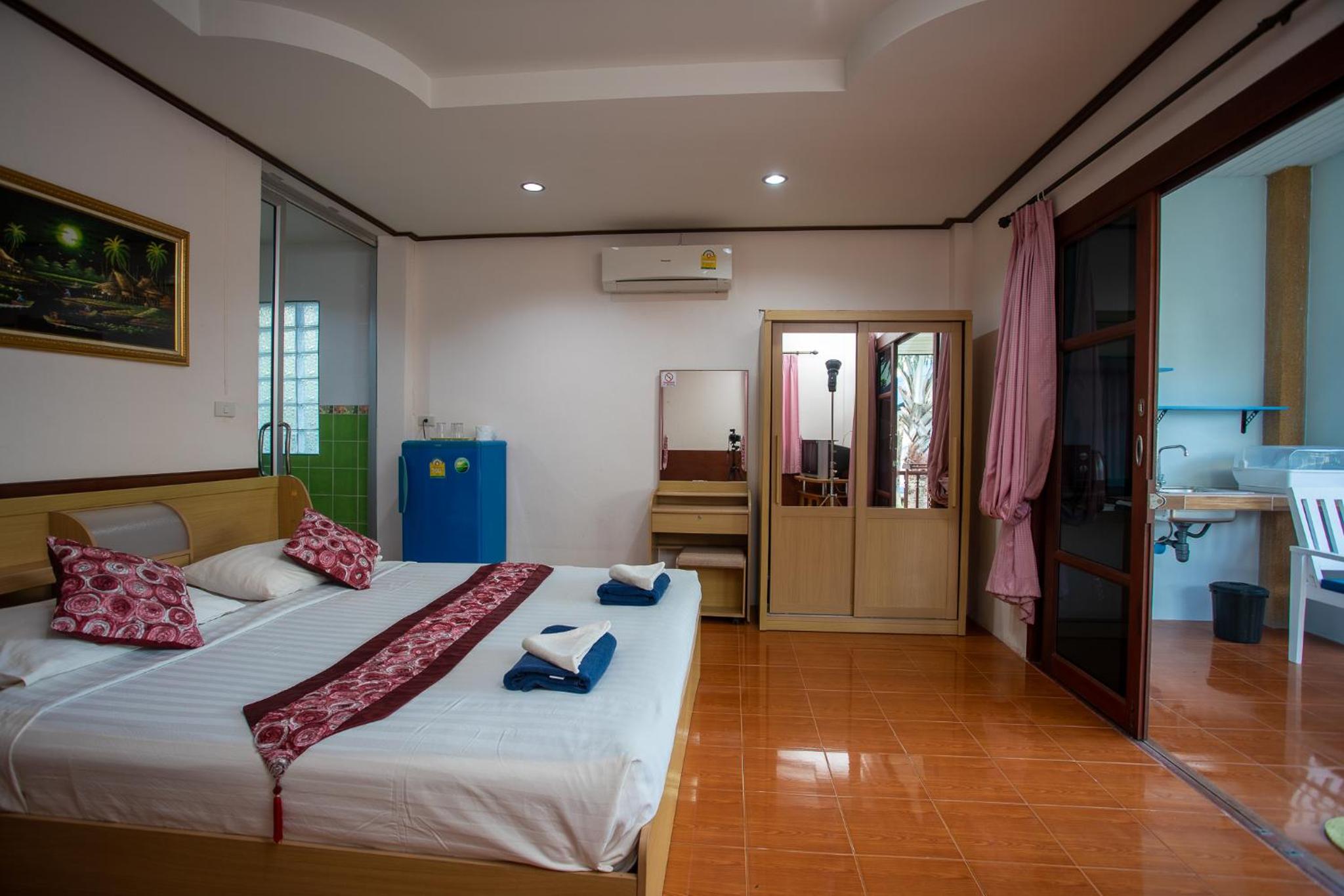 Rung Arun Resort
