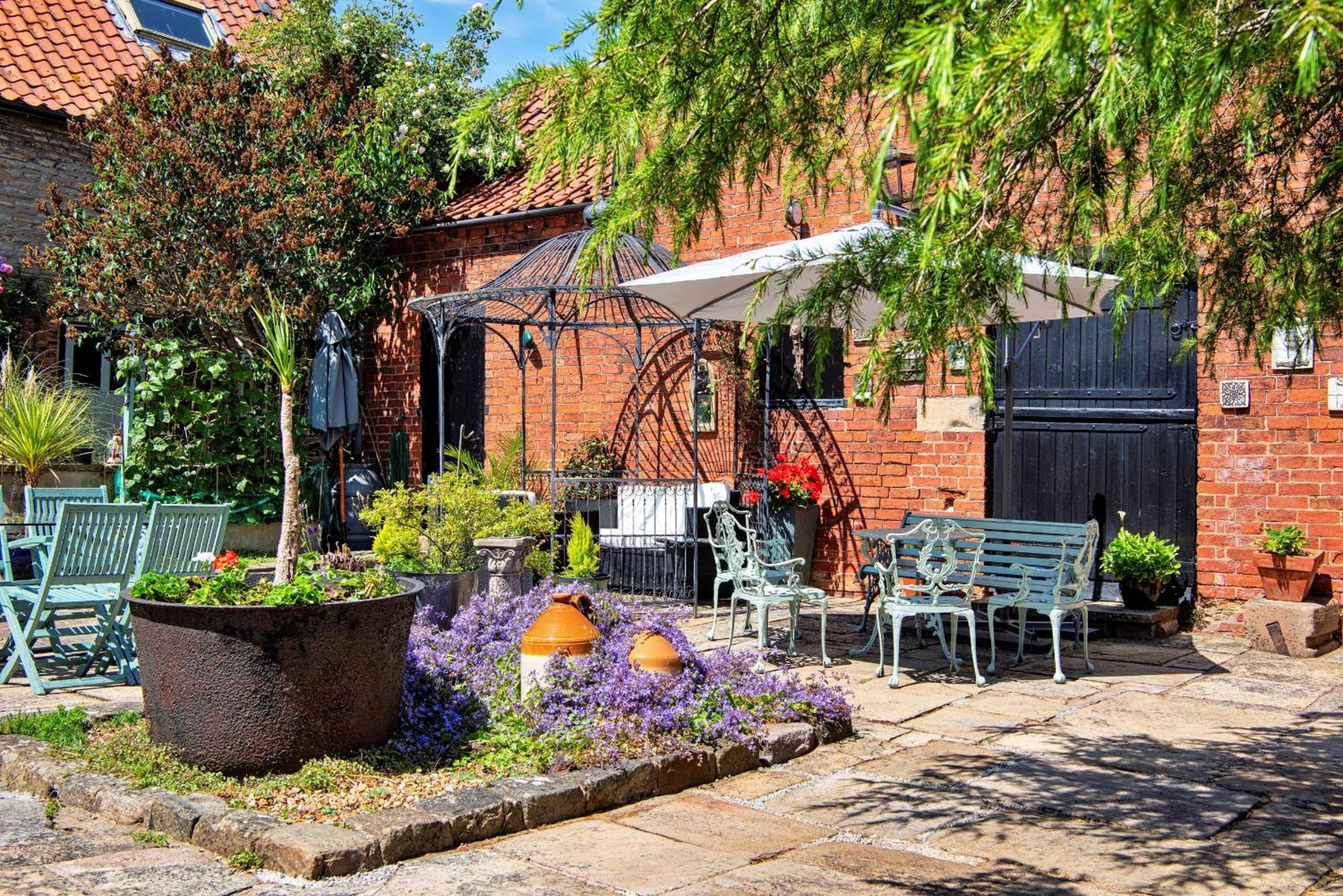 Finest Retreats - The Hayloft at Greystones view 2