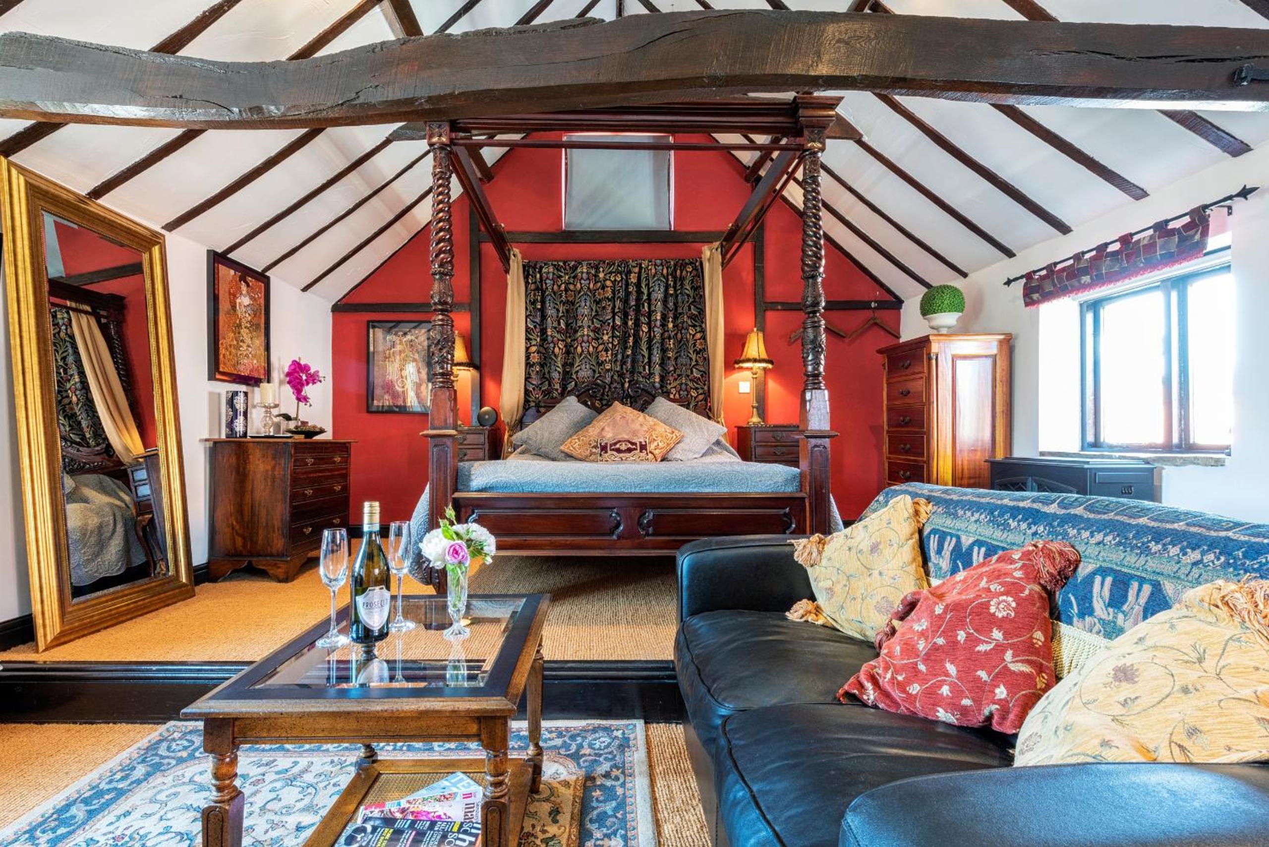 Finest Retreats - The Hayloft at Greystones view 5