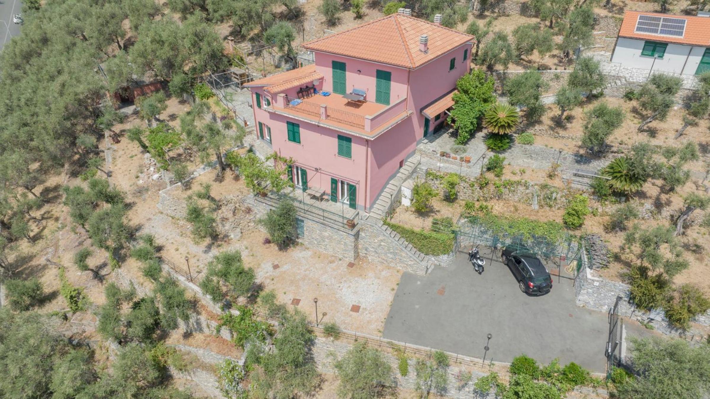 Ponente Apartment