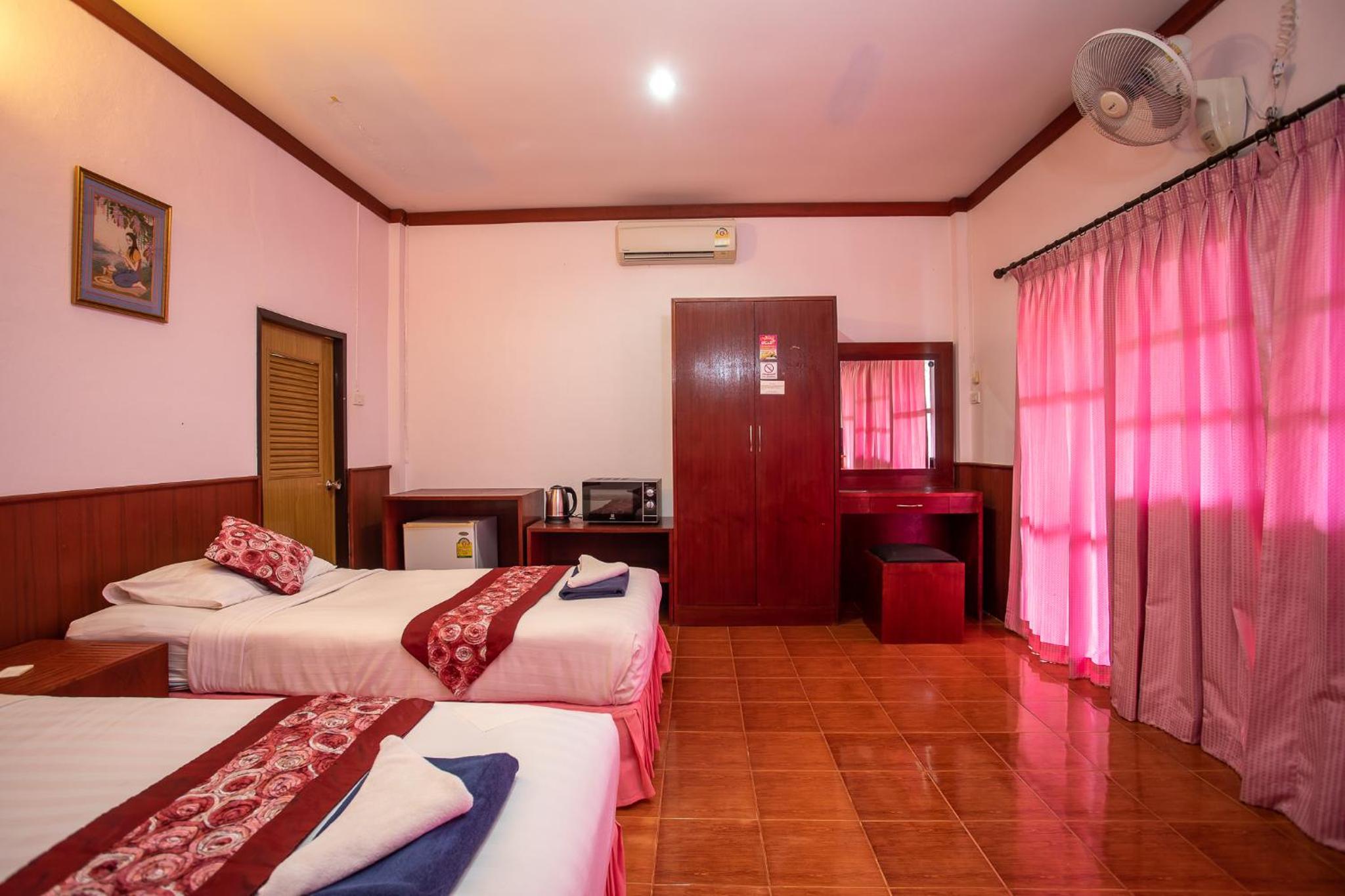 Rung Arun Resort