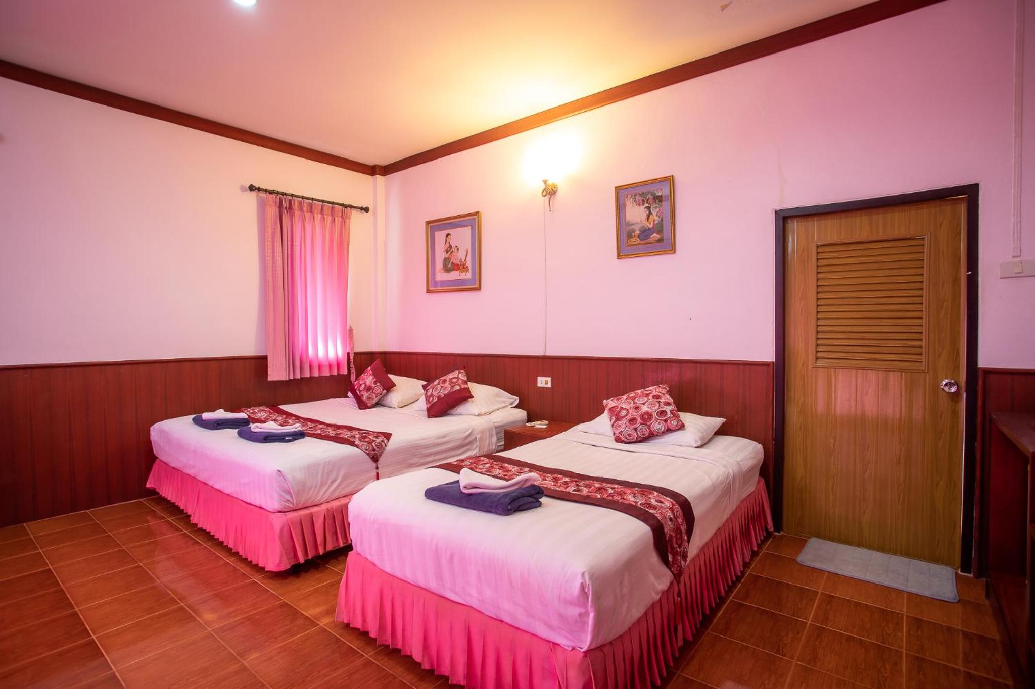 Rung Arun Resort