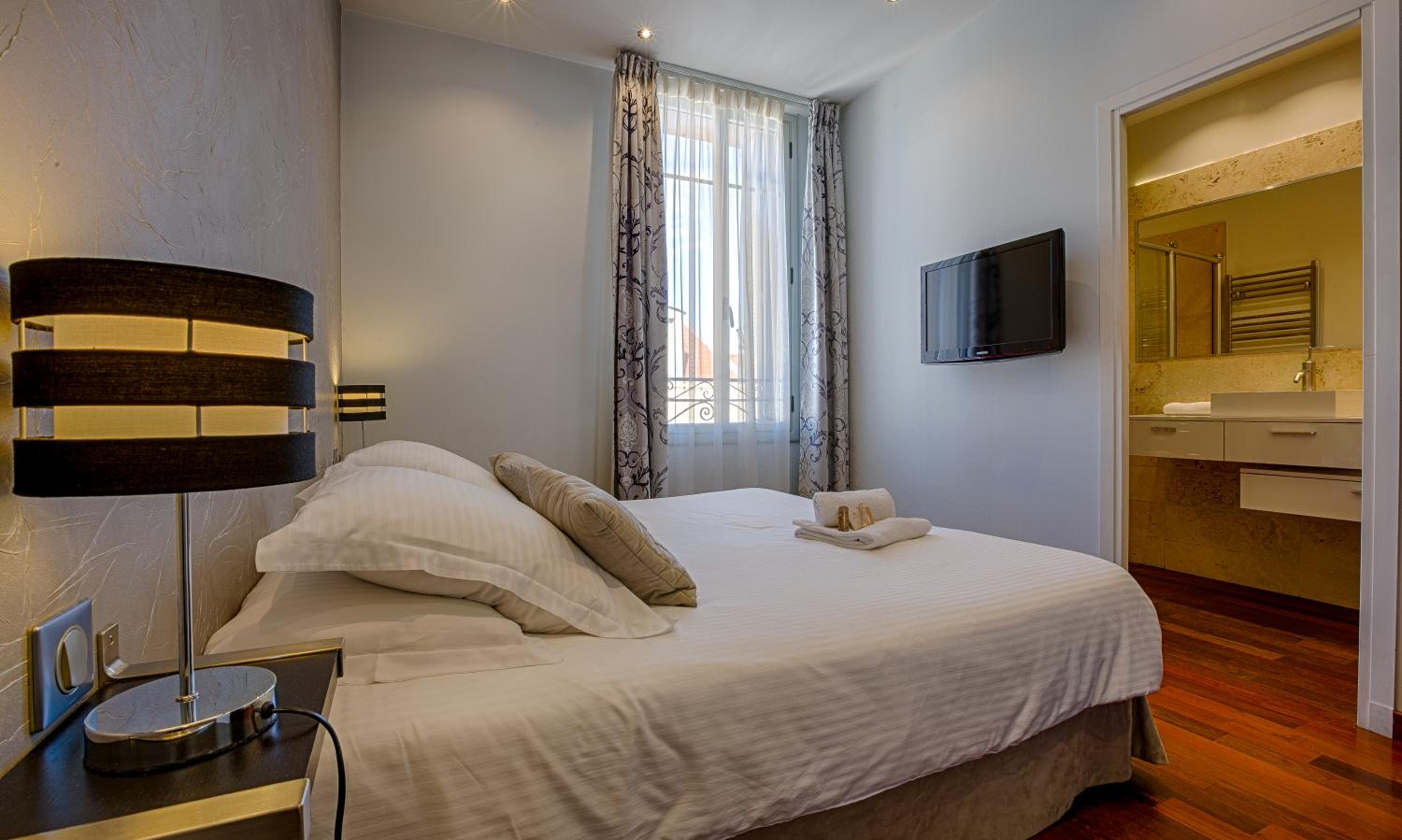 Residence du Louvre - Apartments - Prime location Palais & Croisette - Luxury Stay by LRA Cannes