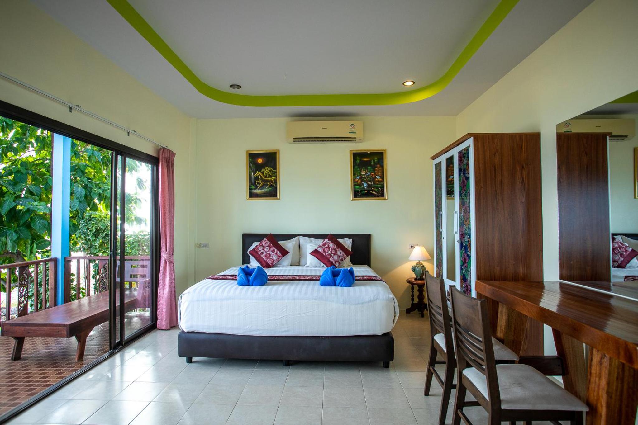 Rung Arun Resort