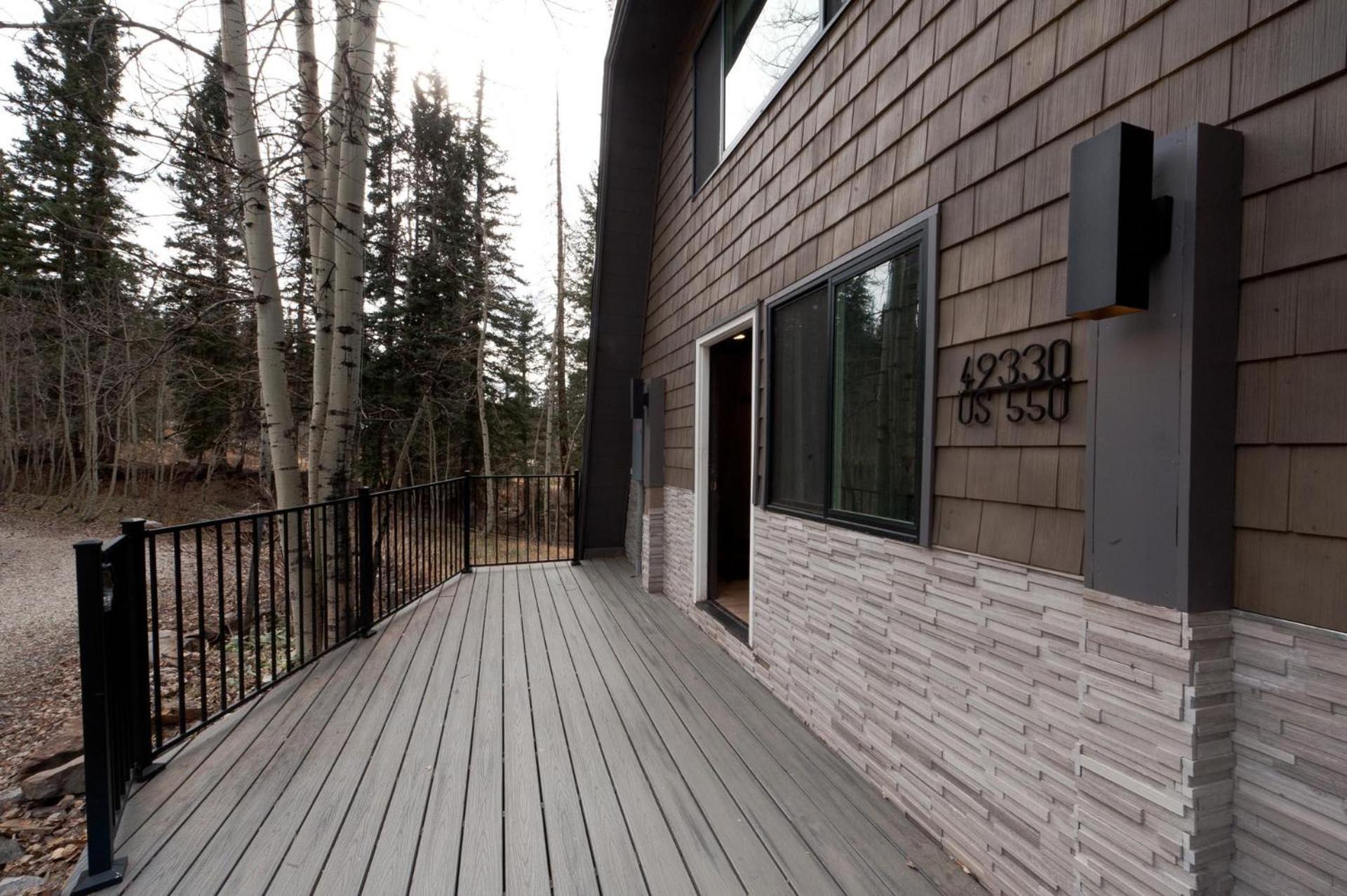 49330 Highway 550