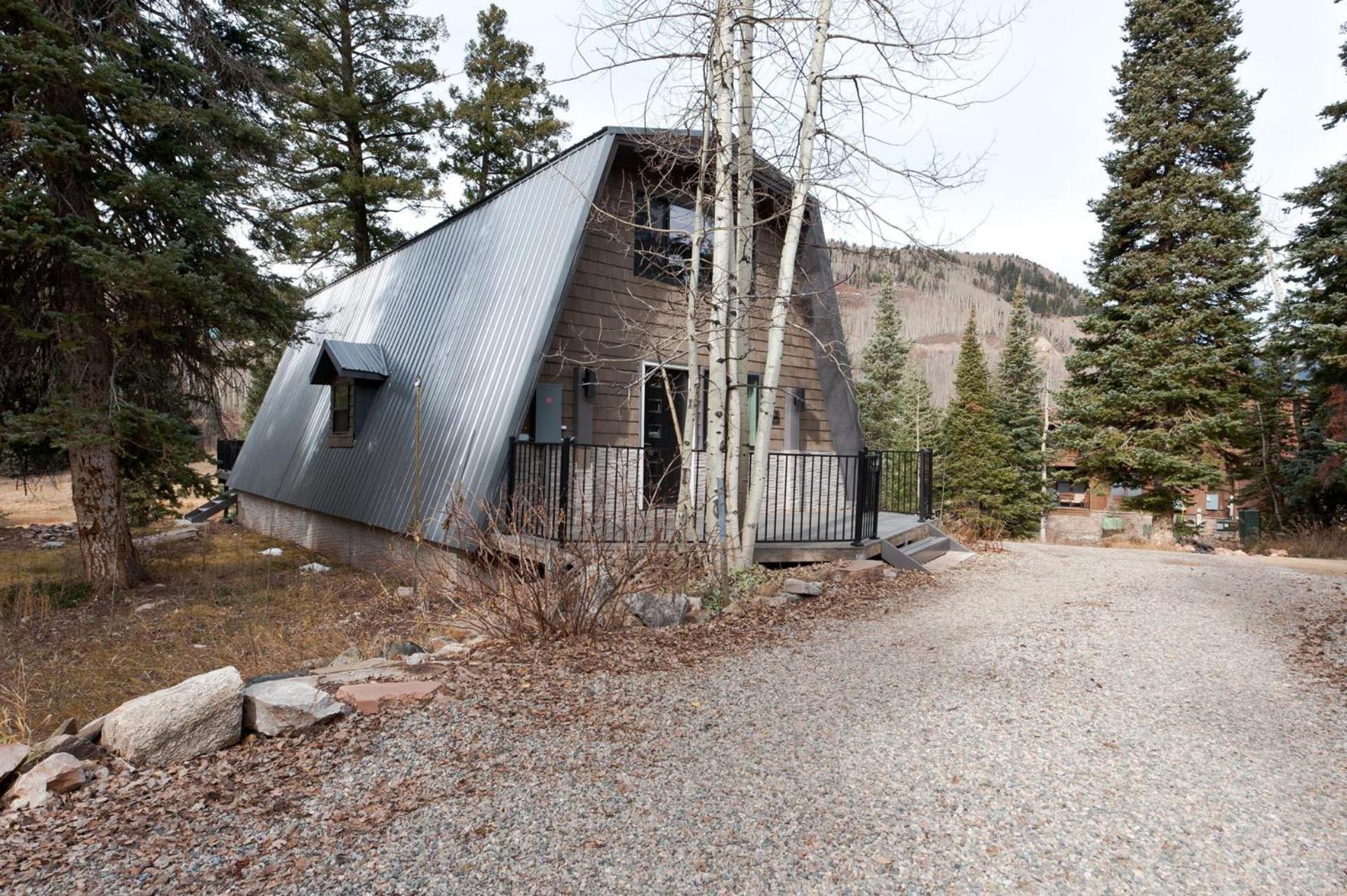 49330 Highway 550
