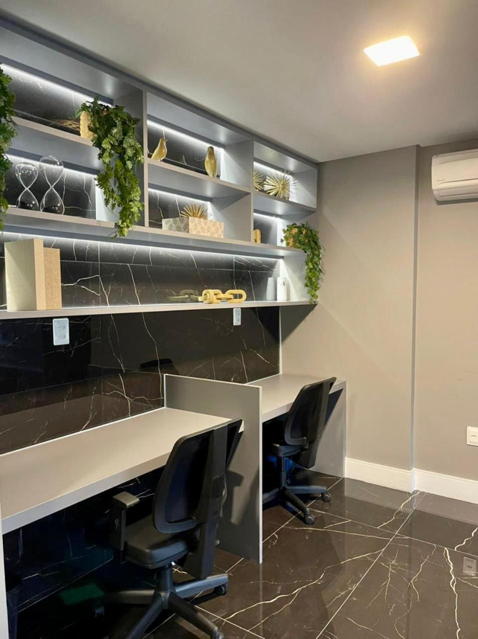 Hotel Luxuoso Apartamento na Praia de Cabo Branco - Image 1