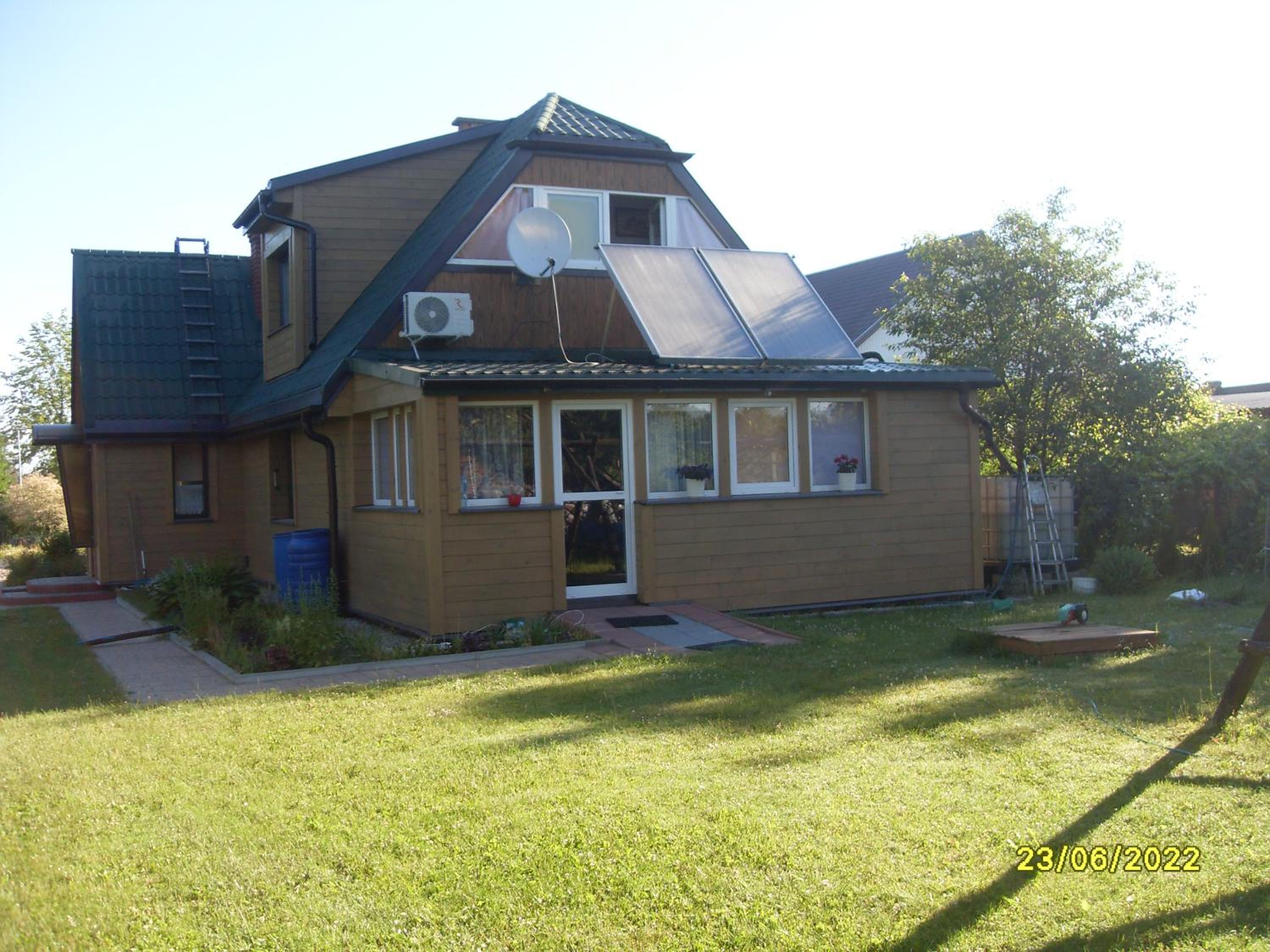 Photo 8