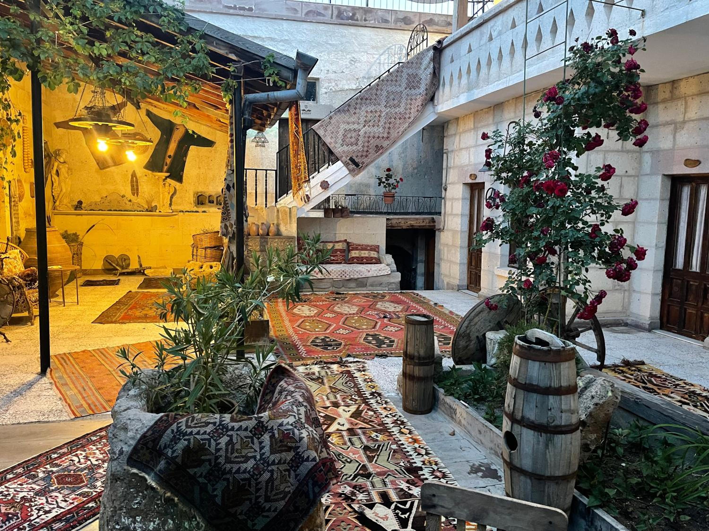 Anatolia Raymonde Cave House