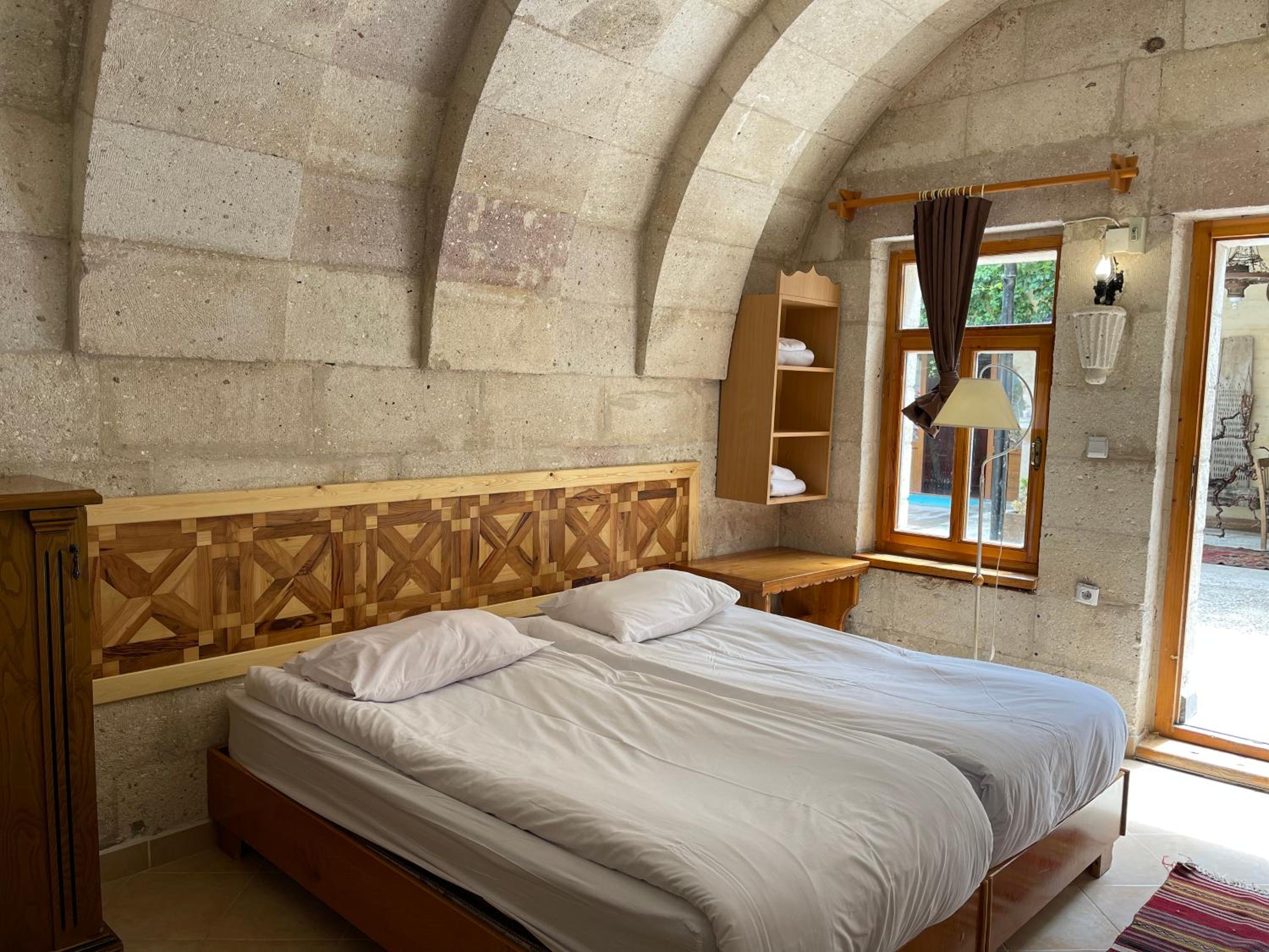 Anatolia Raymonde Cave House