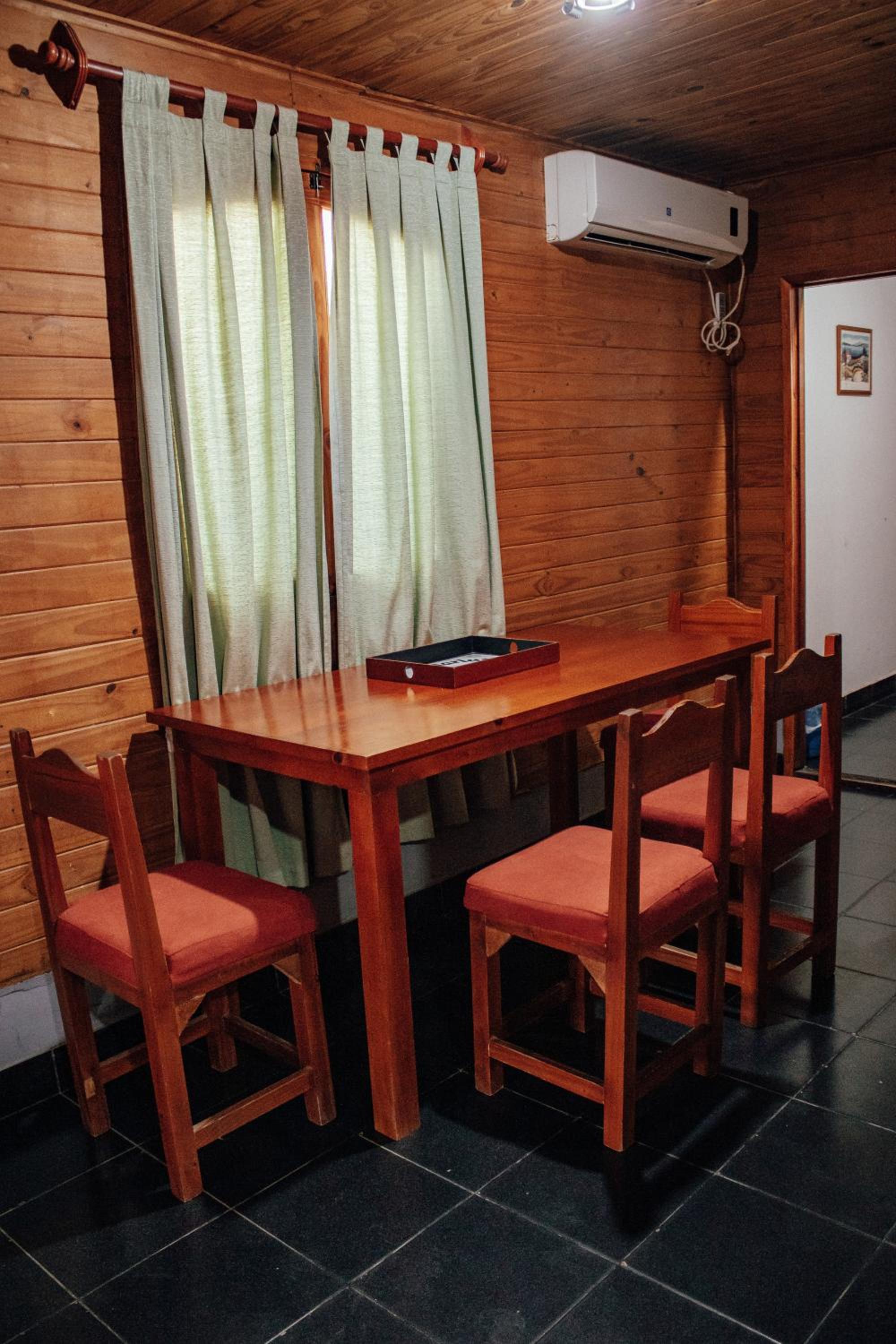 Cabañas y Hostal Las Marias