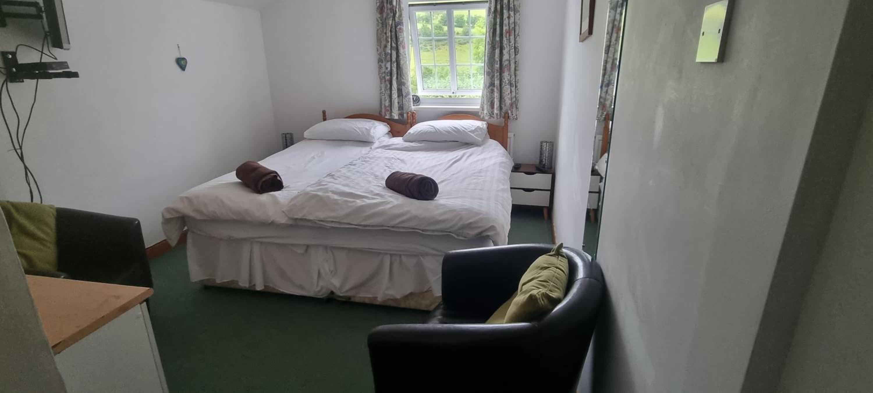 Dinas Castle Inn (The Dragons Back) view 4