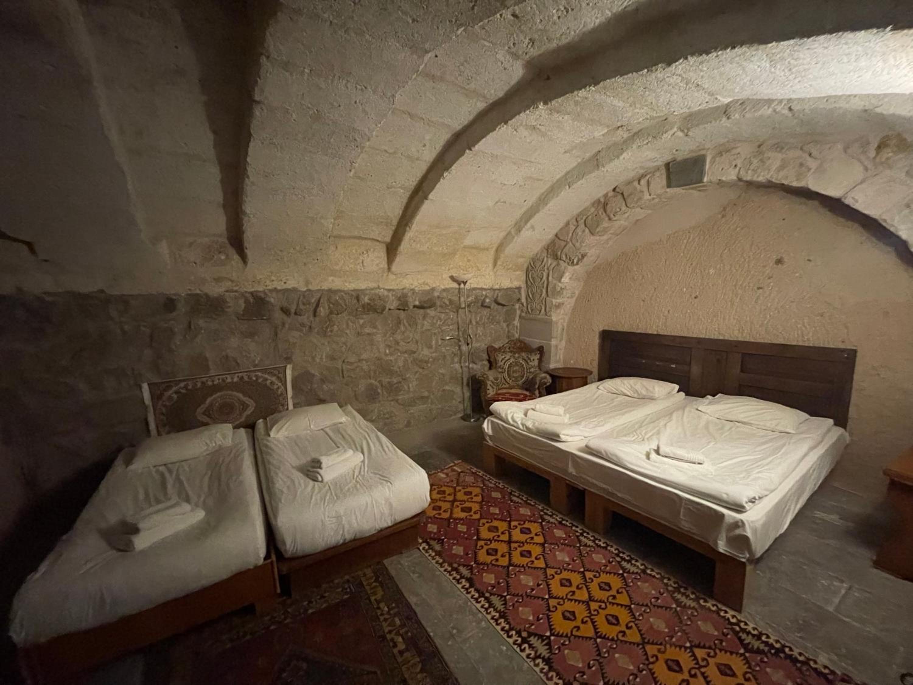 Anatolia Raymonde Cave House