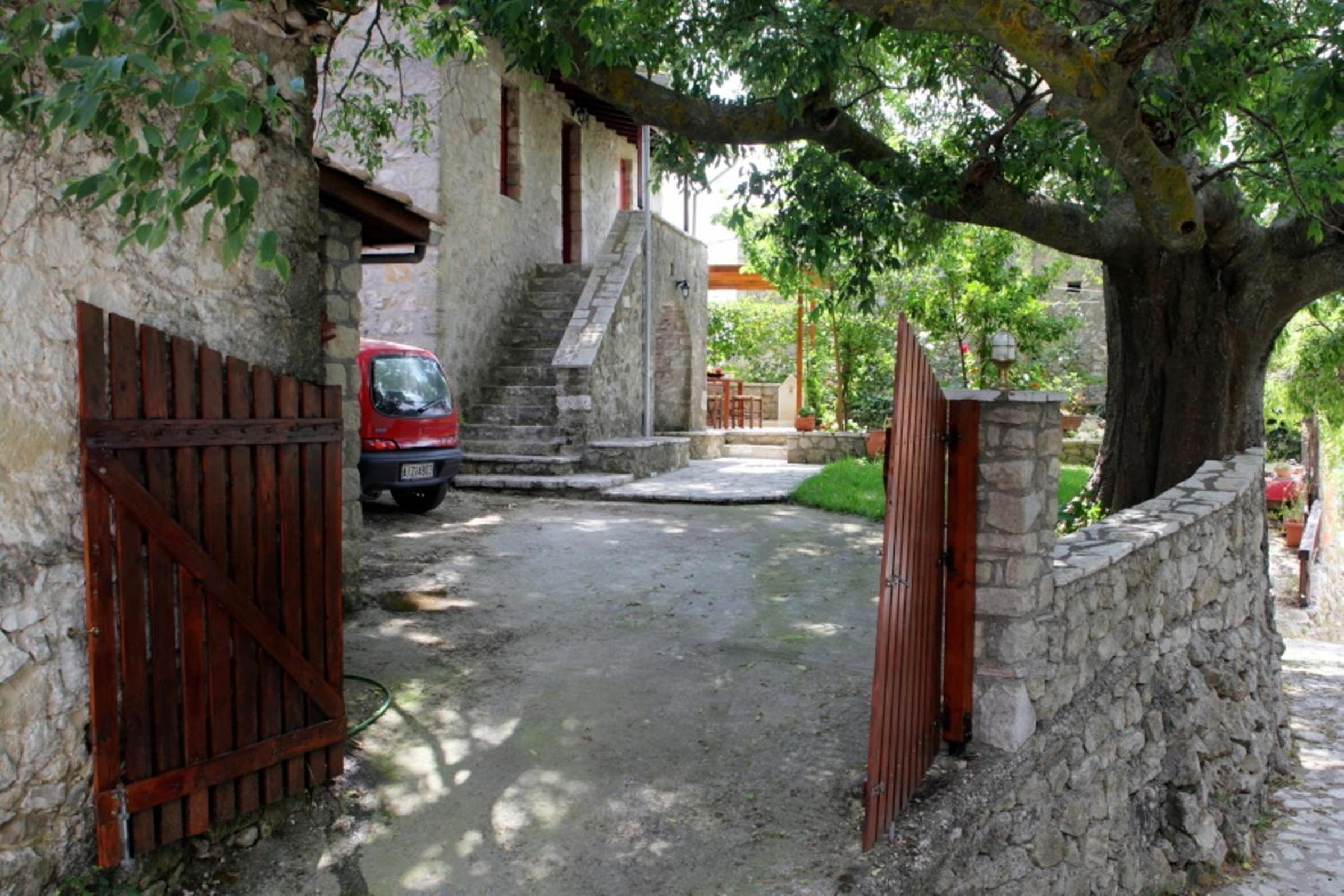 Photo 27