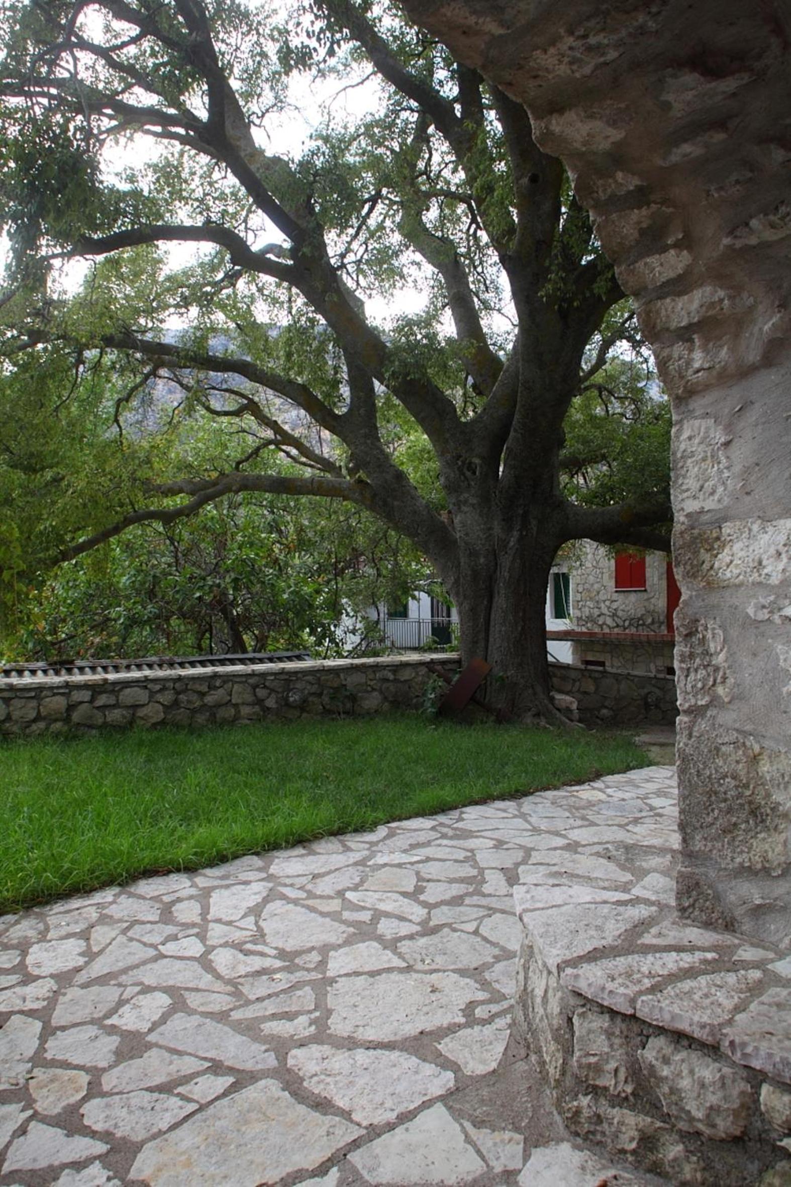 Menelia Cottage view 2