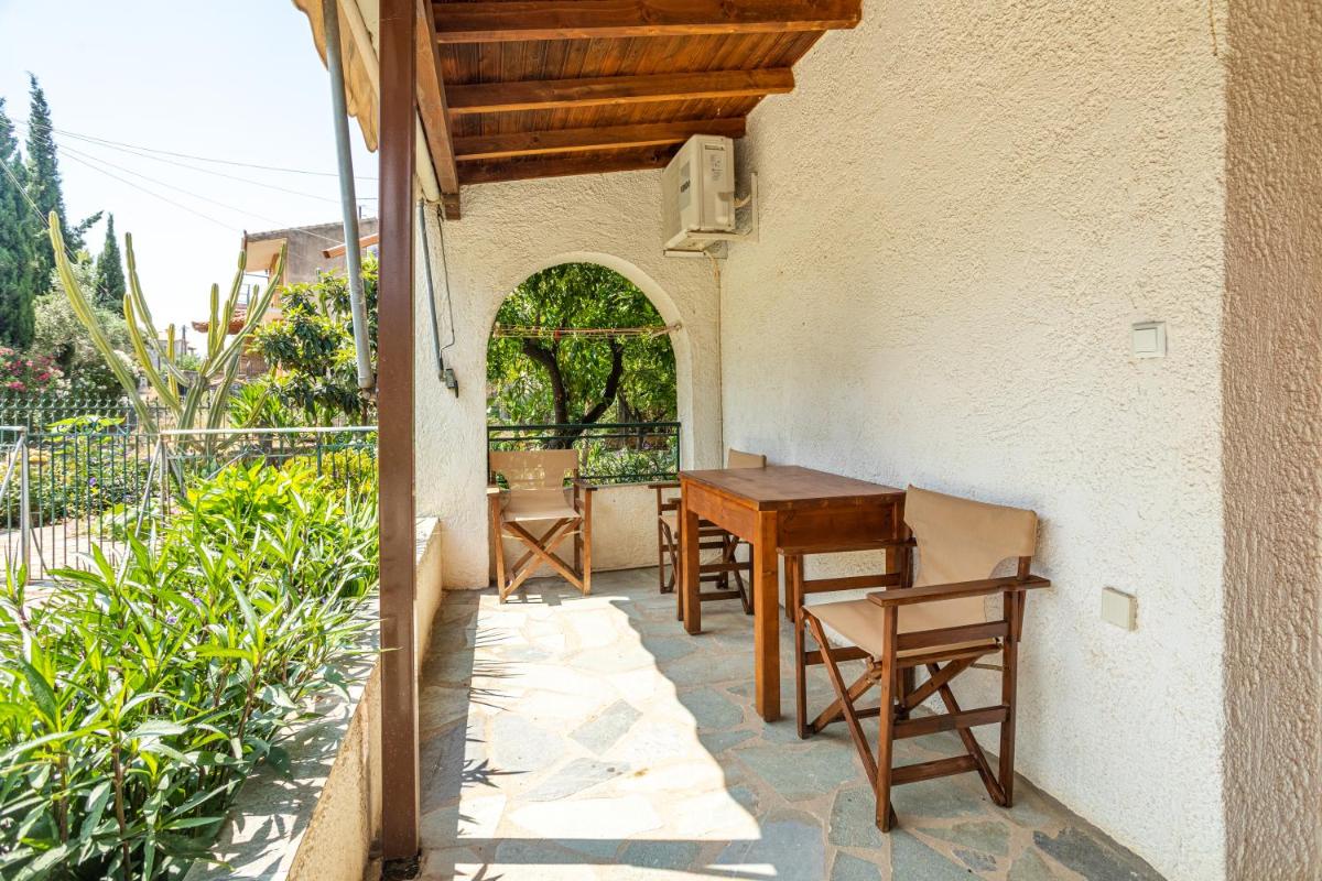 Sophia's Maisonette 1 view 4