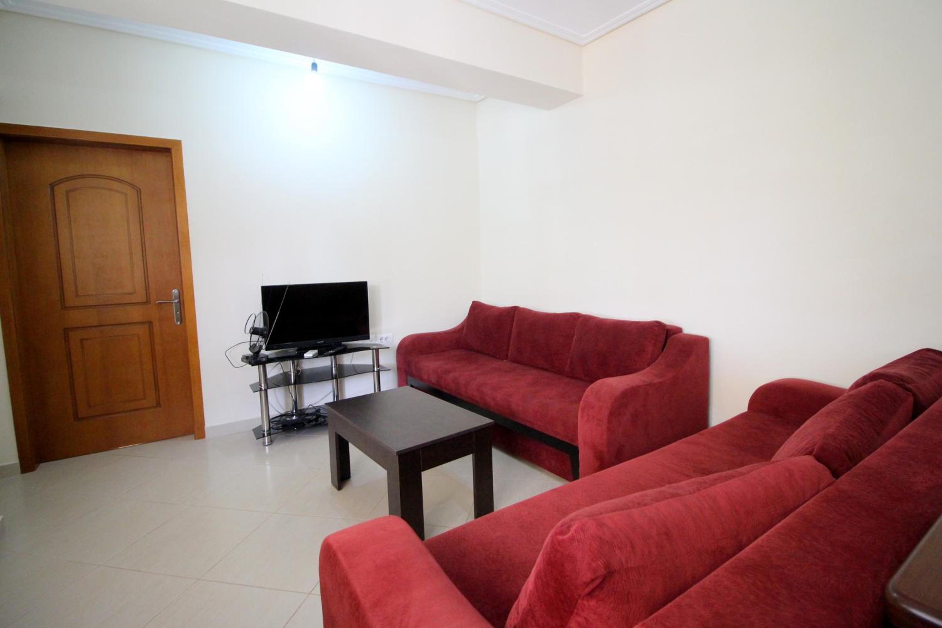 VILLA 24 Sarandë