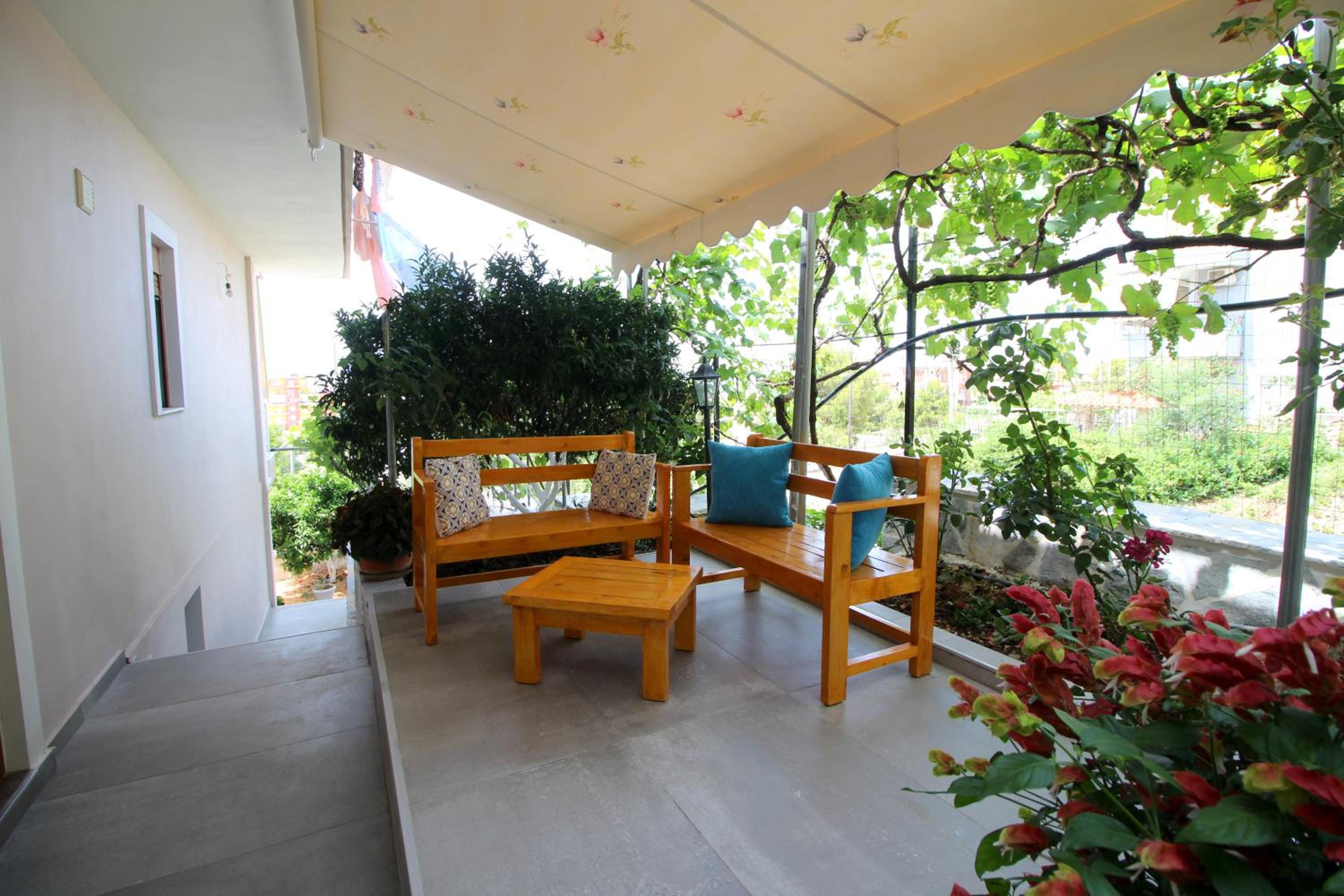 VILLA 24 Sarandë