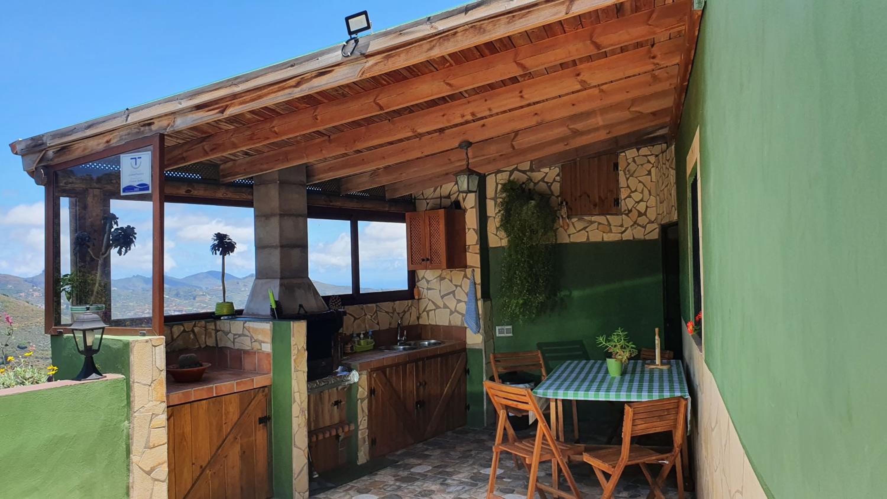 Casa Cueva Paquito view 3