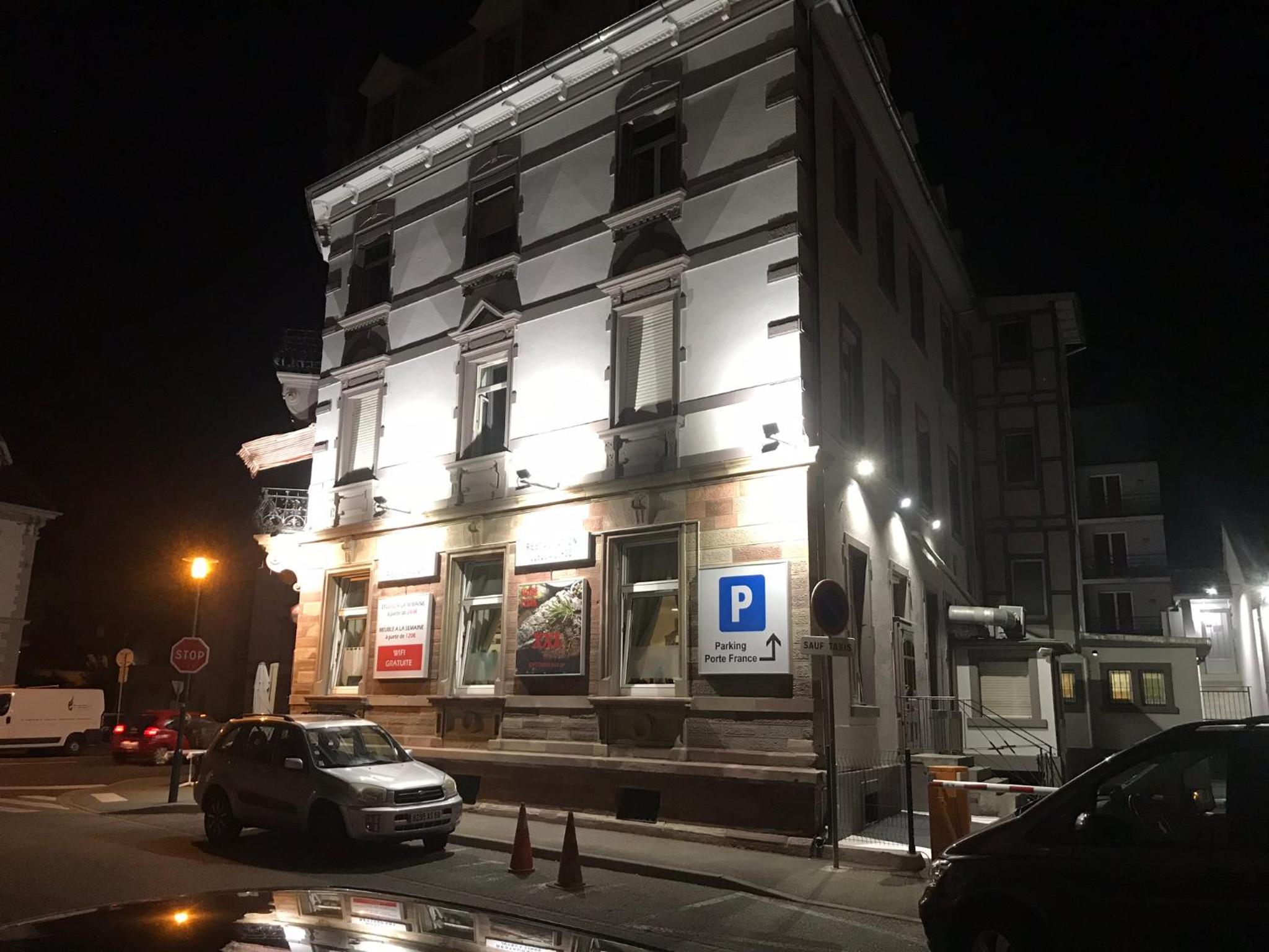 Hotel Porte de France - Self Check In by Homenhancement view 2