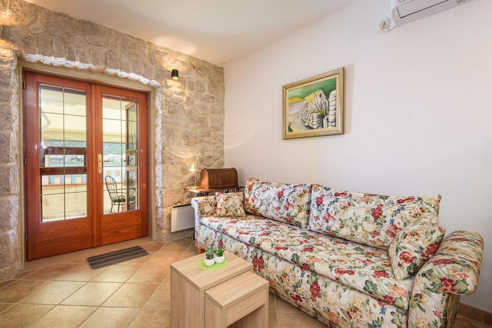 Apartment Jadranka with Sea View in Rogotin view 4