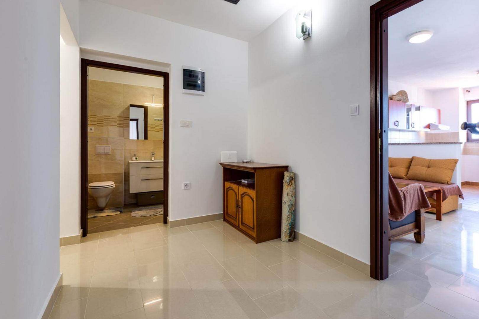 Apartments Sabina, Mali Lošinj view 4