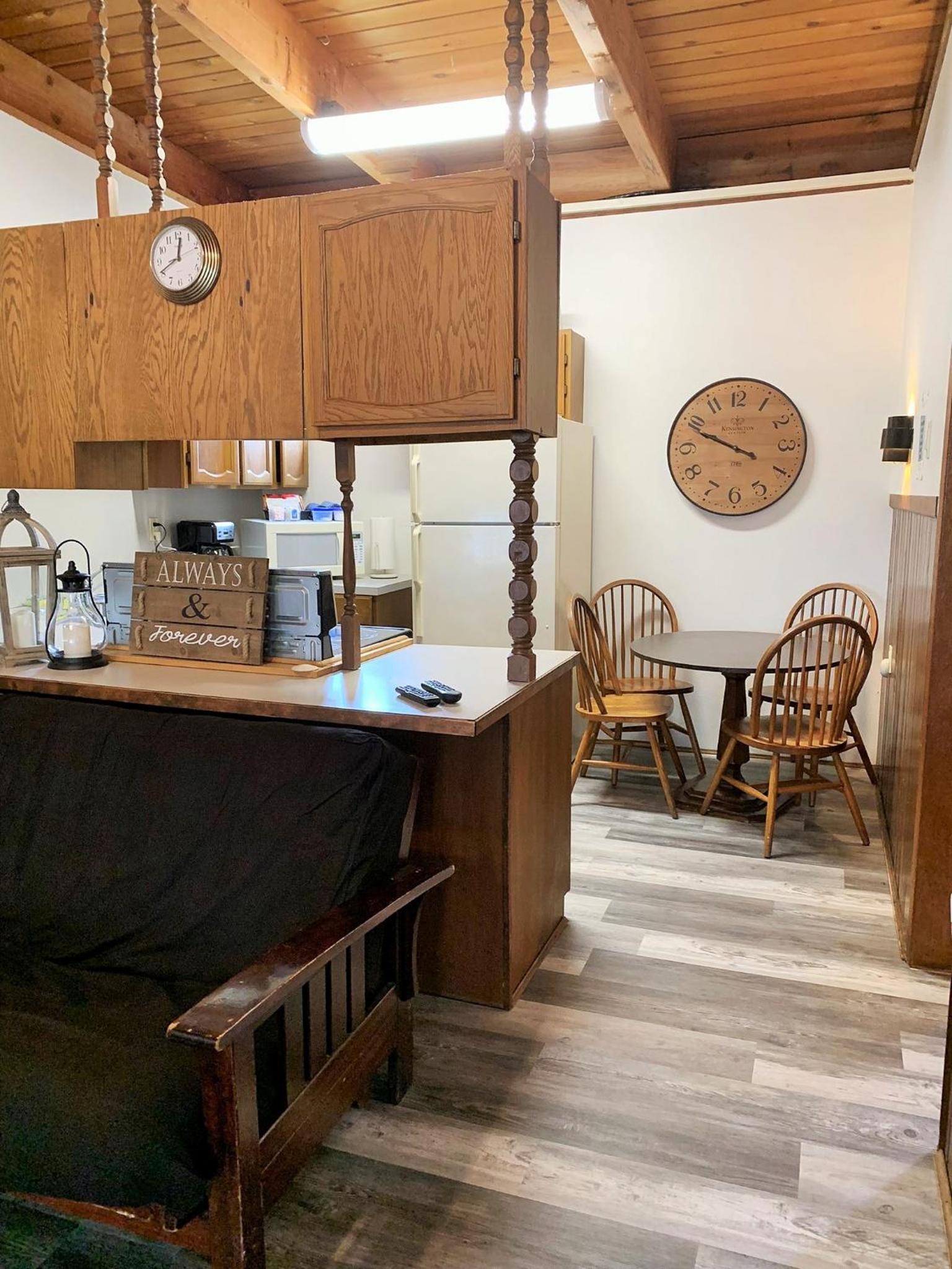 Breakers Boutique Inn