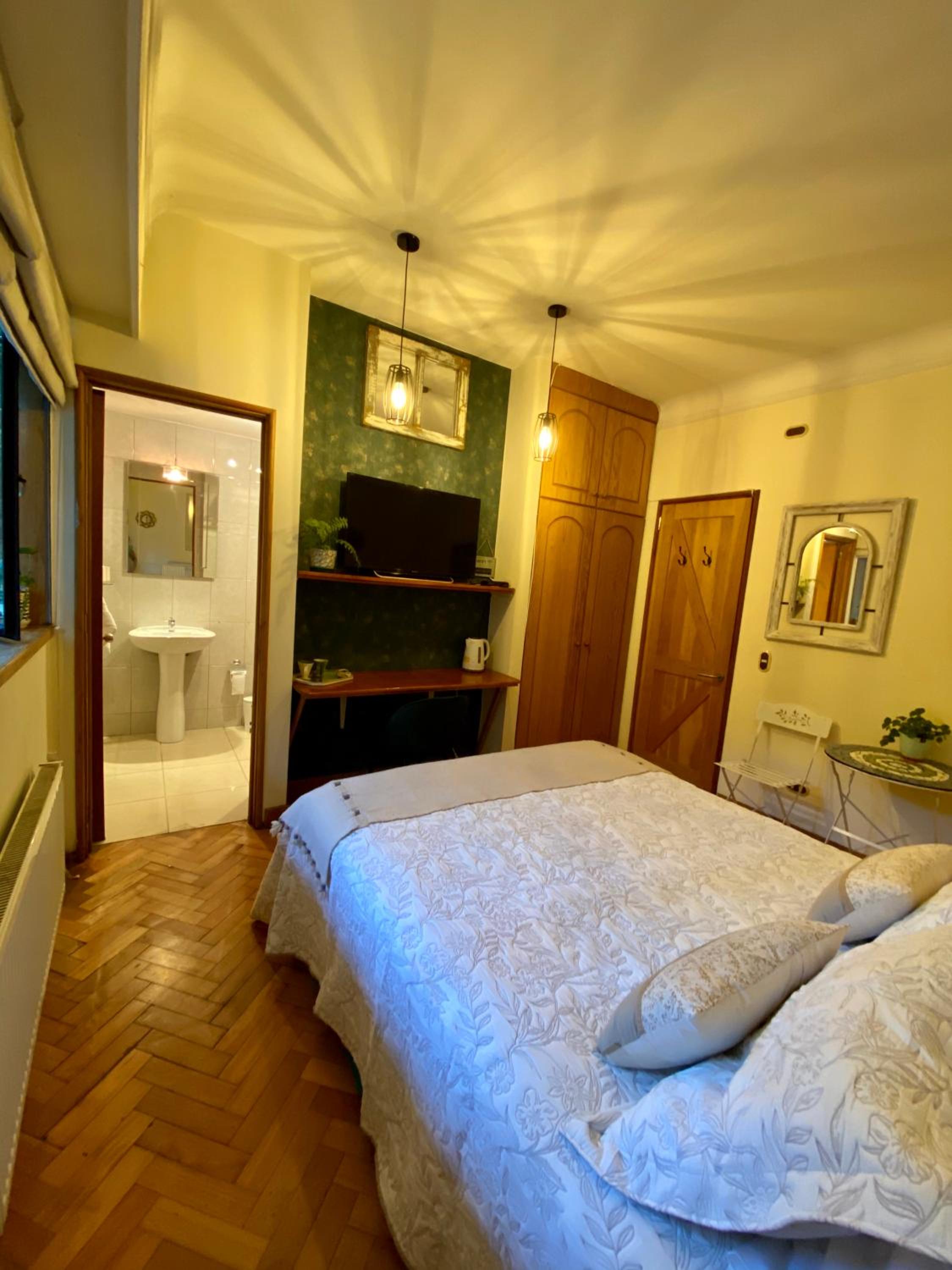 Bed & Breakfast Lastarria