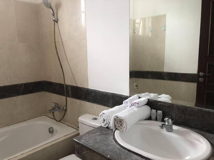 lovely 1 bedroom apartment the bellezza permata view 5