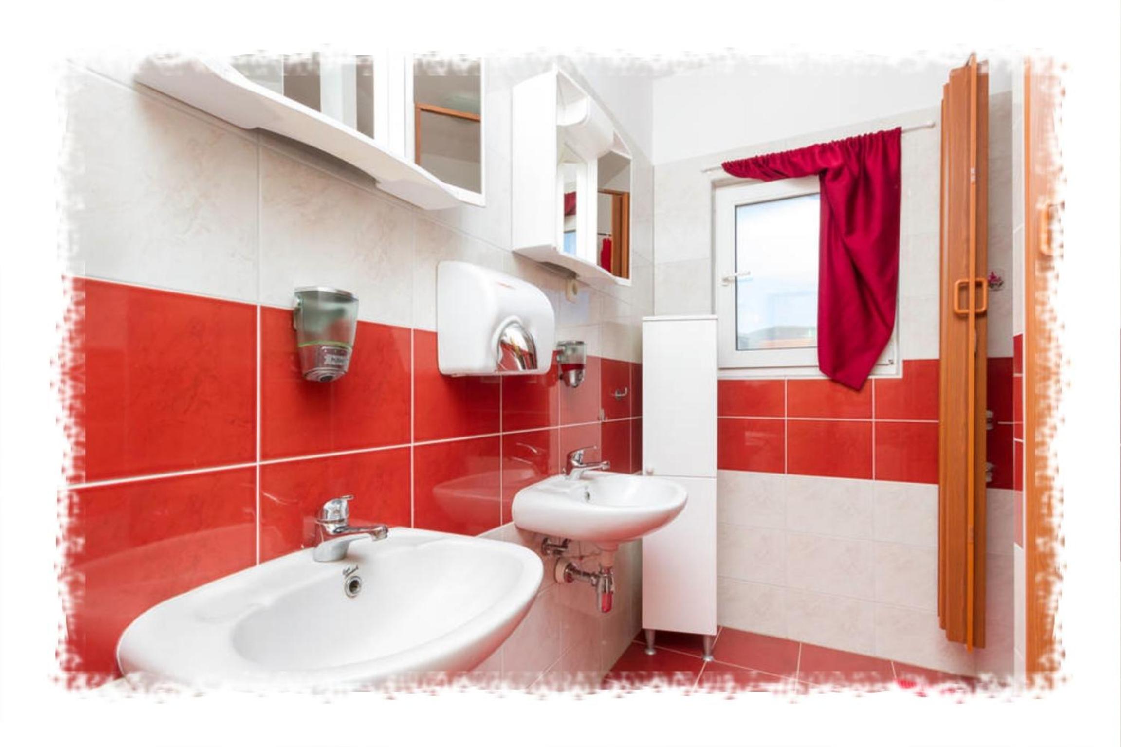 Hostel Oktarin