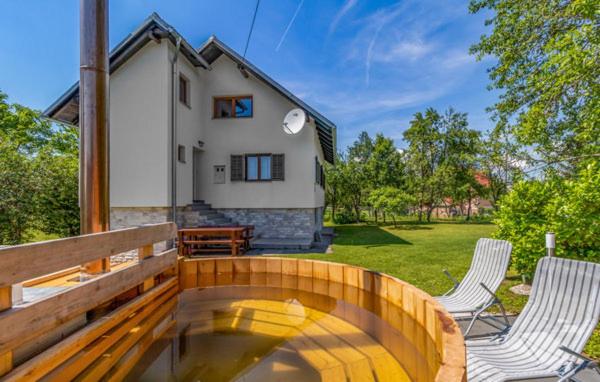 The House of Dunja view 3