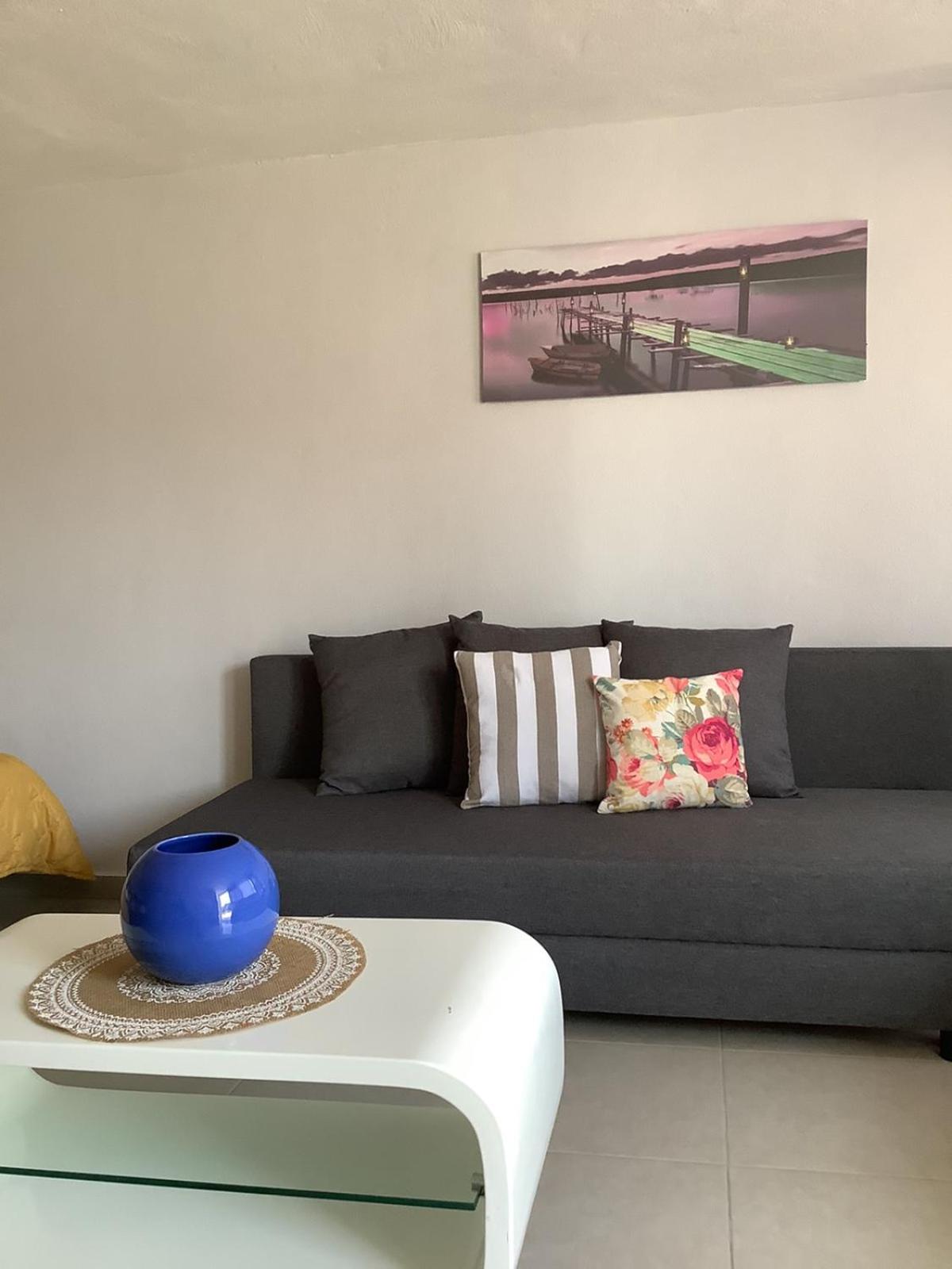 SUNNY STUDIO IRAKLITSA view 2